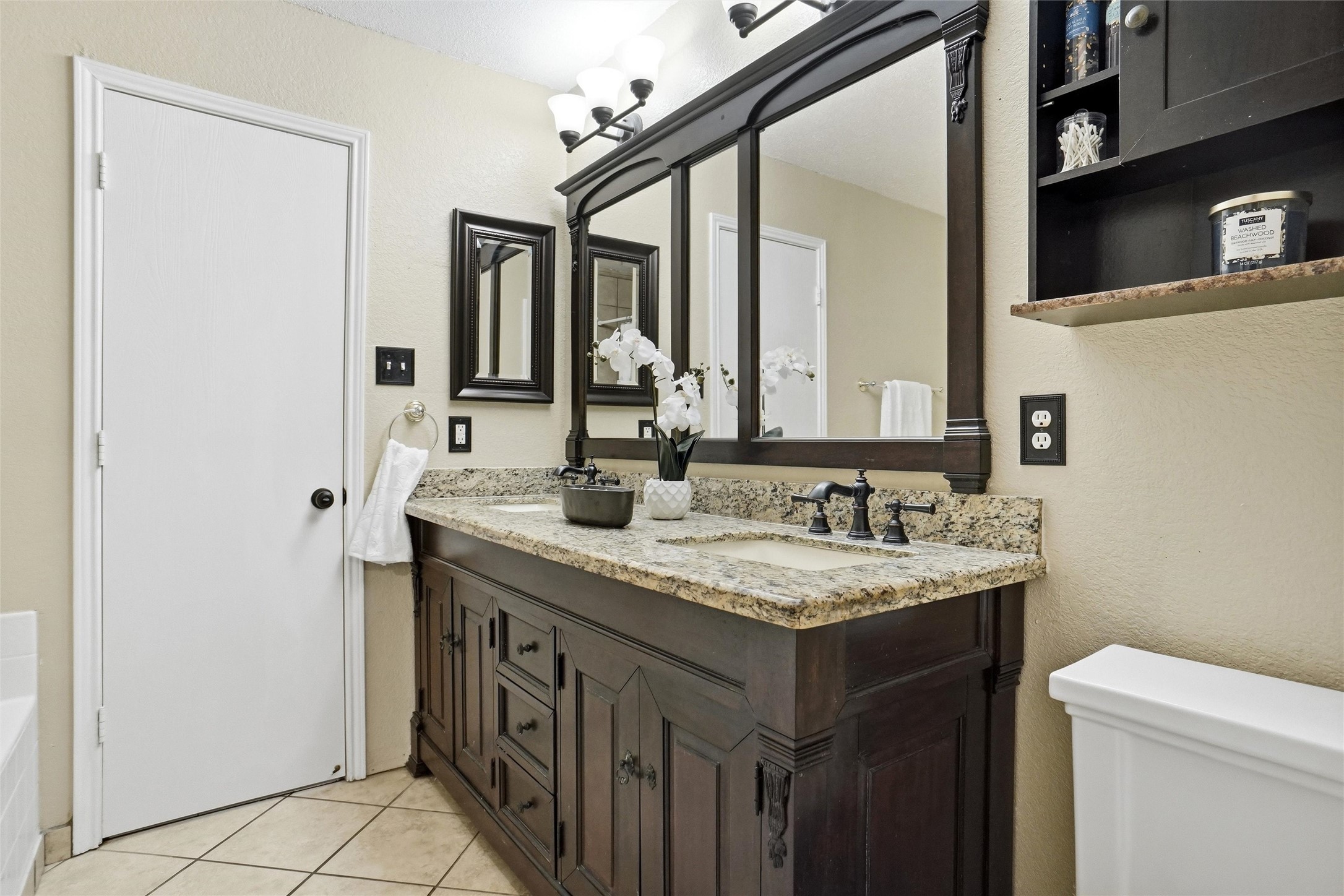 5333 Kingsknowe Parkway