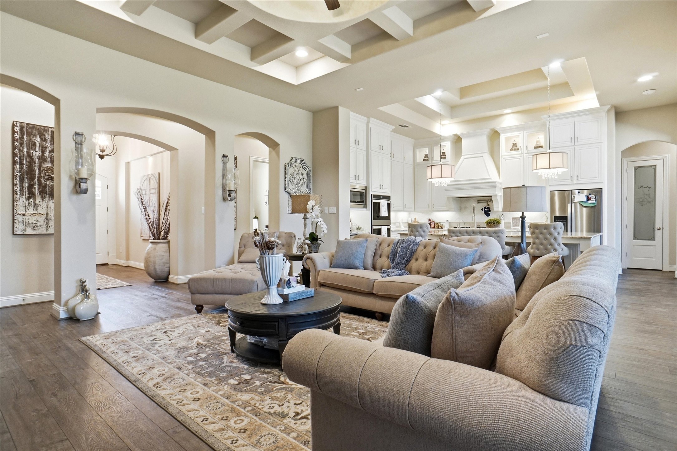 5925 Terrace Oaks Lane