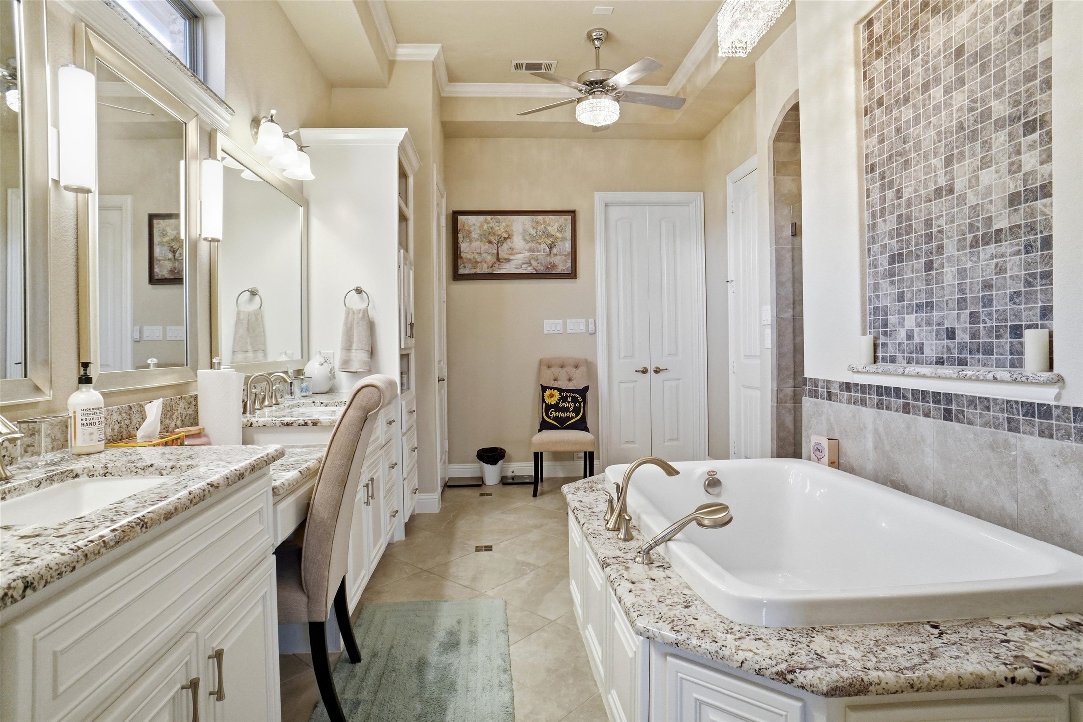 5925 Terrace Oaks Lane