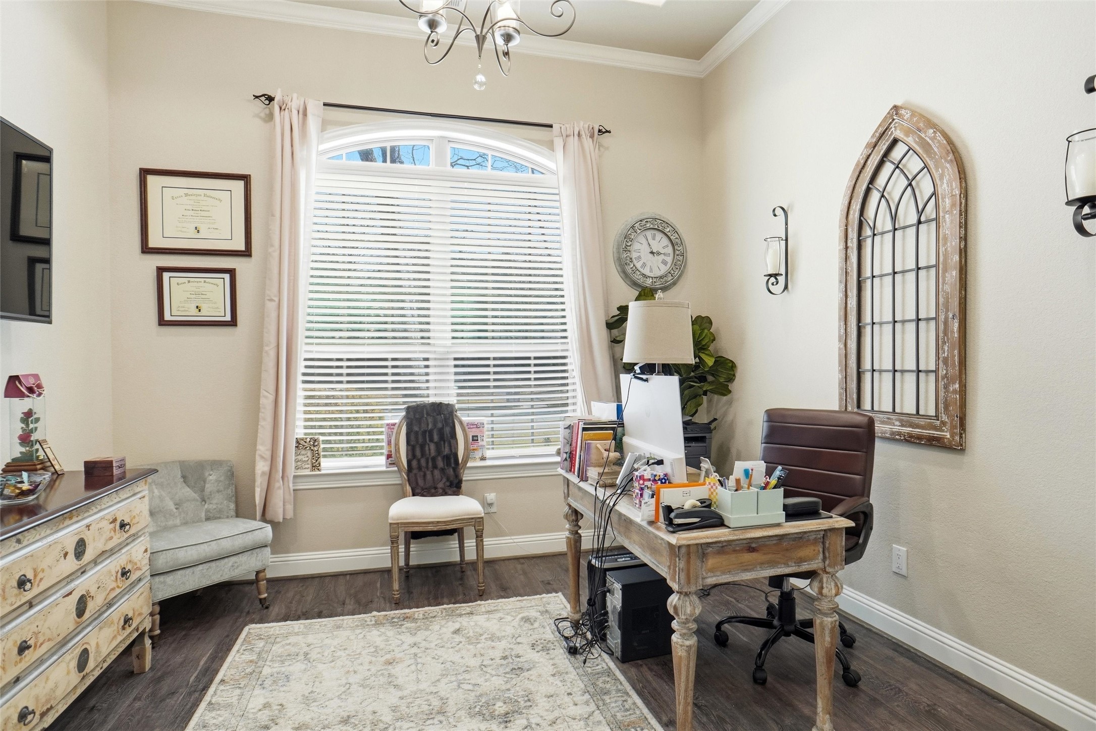 5925 Terrace Oaks Lane