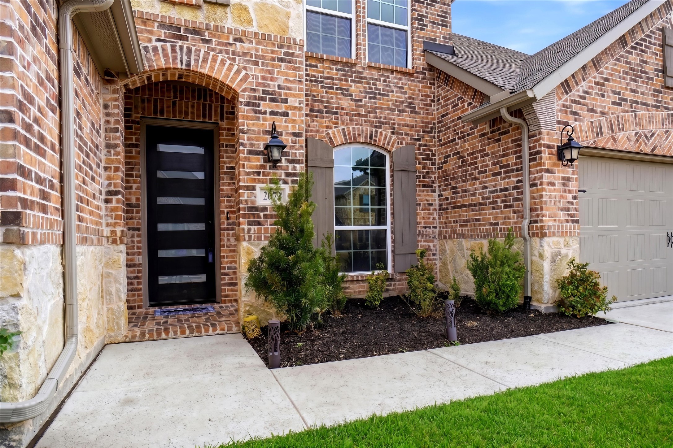 2073 Cloverfern Way