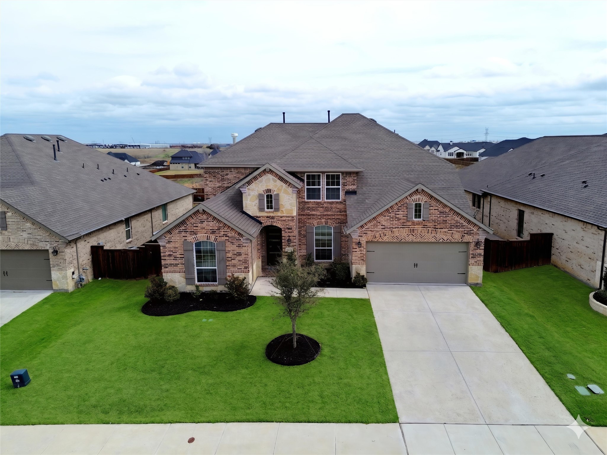 2073 Cloverfern Way