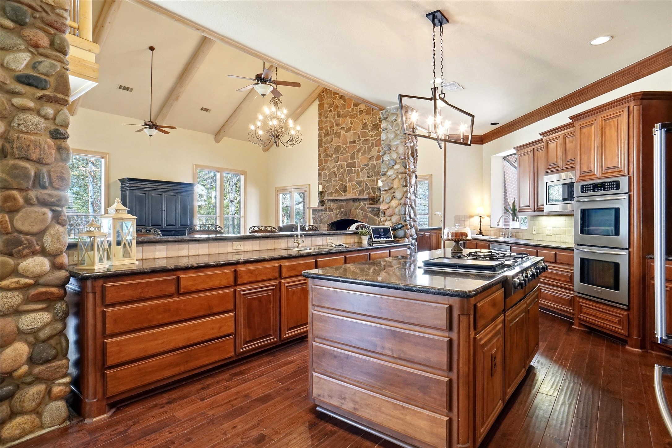 3302 Sweet Gum Lane