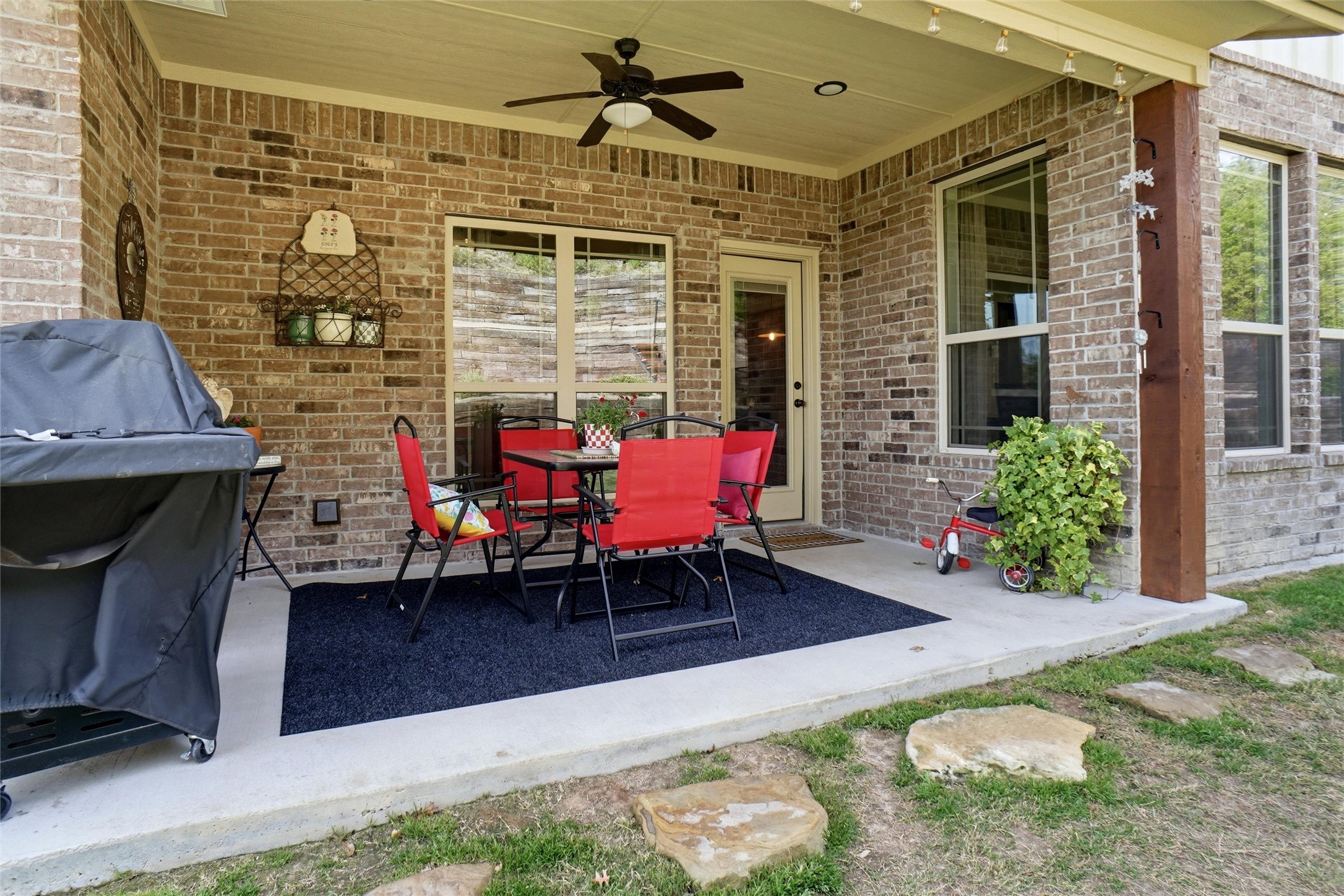 1024 Tex Lane