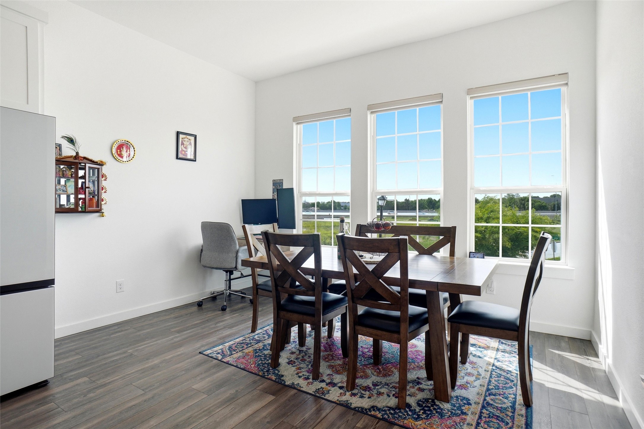 695 Vista Del Lago Drive