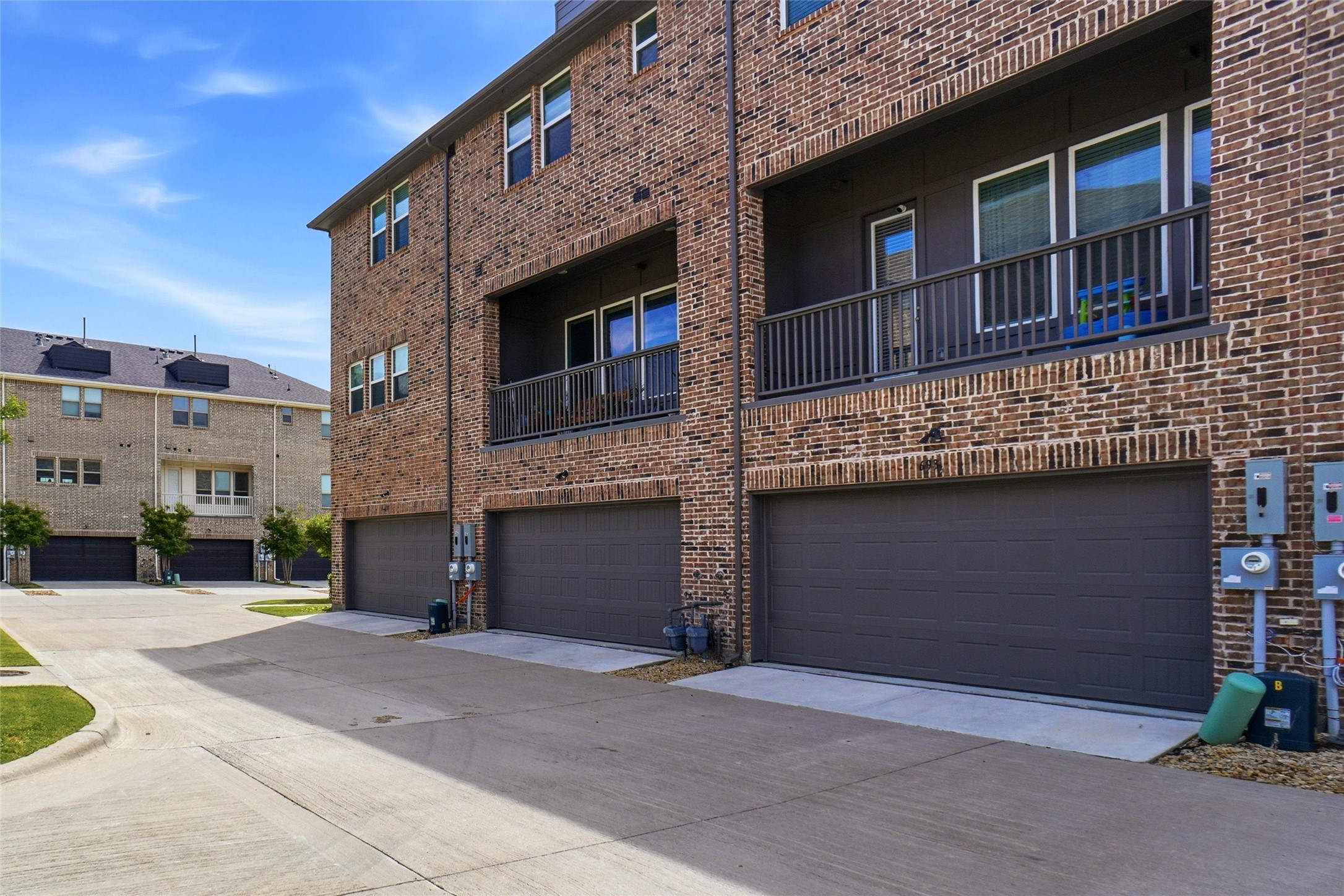 695 Vista Del Lago Drive