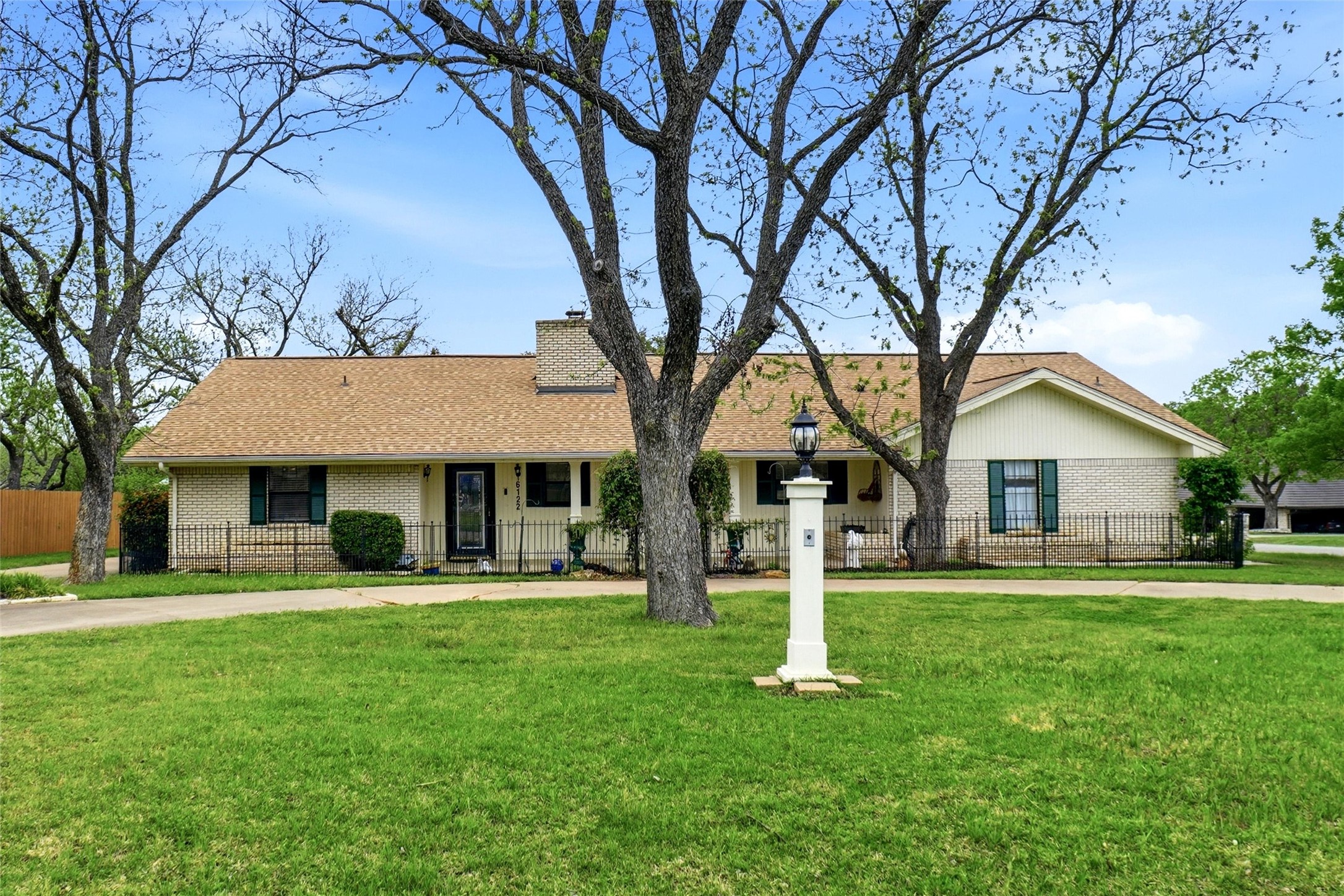 6122 Belvidere Circle