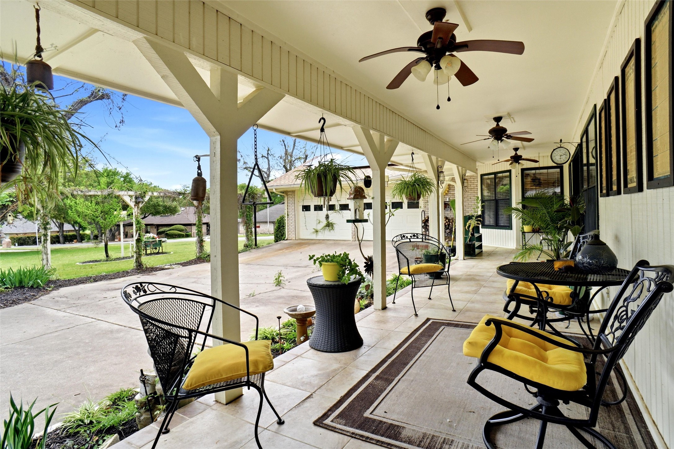 6122 Belvidere Circle