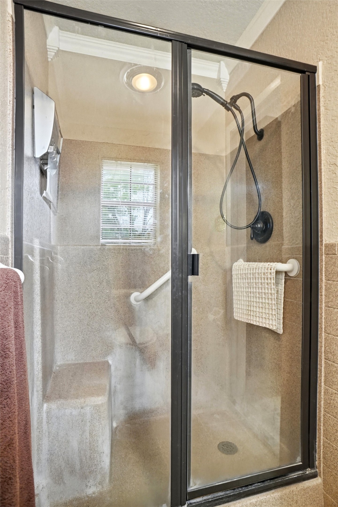 6122 Belvidere Circle