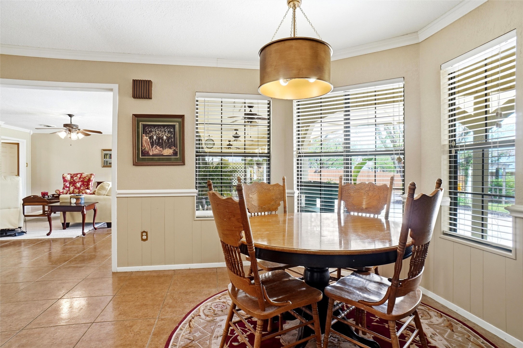 6122 Belvidere Circle