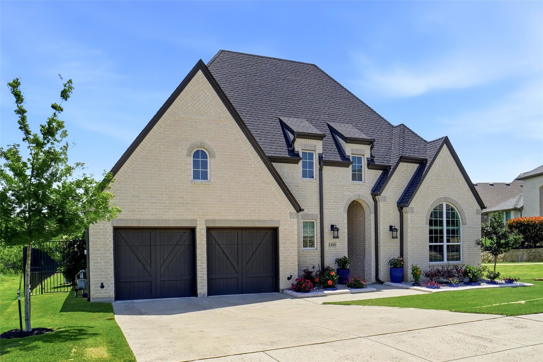 1300 Highpoint Way