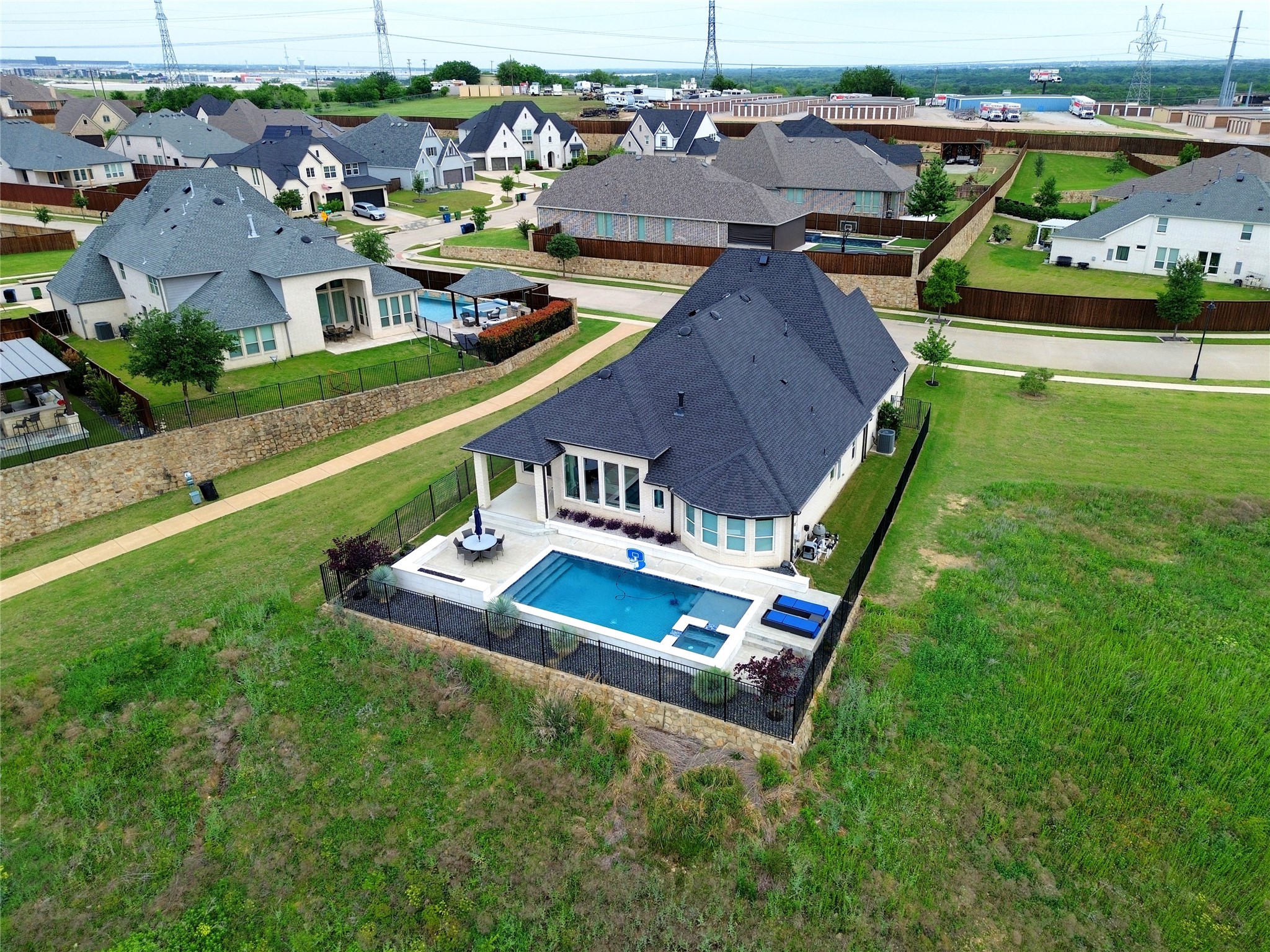 1300 Highpoint Way