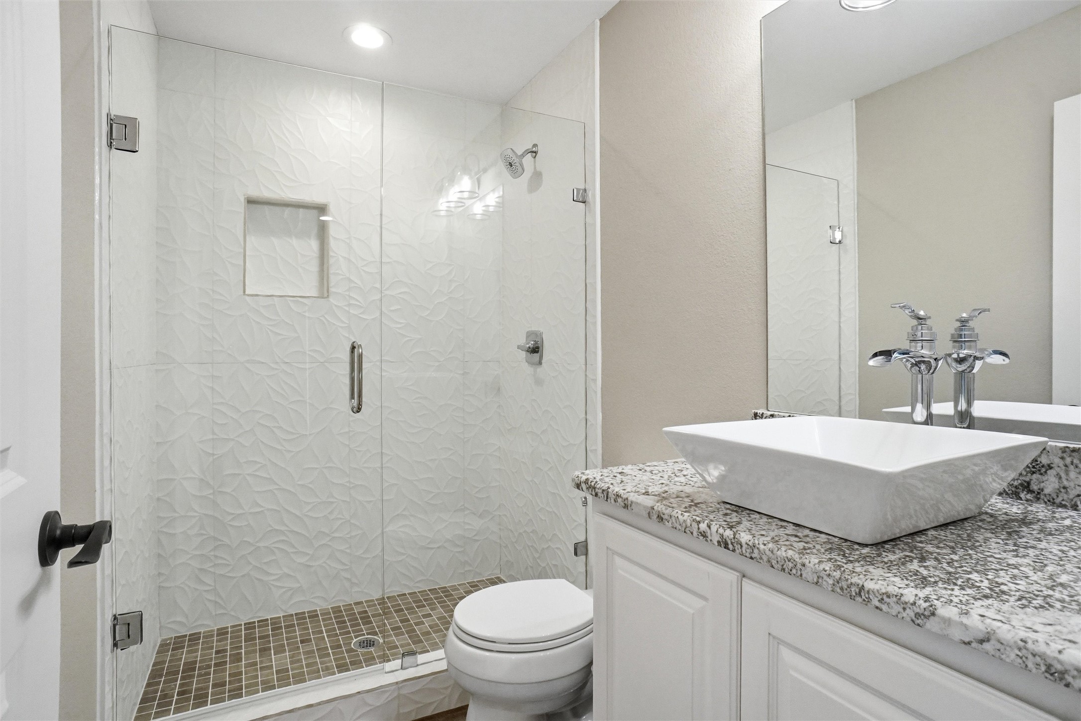 9517 Indian Trail