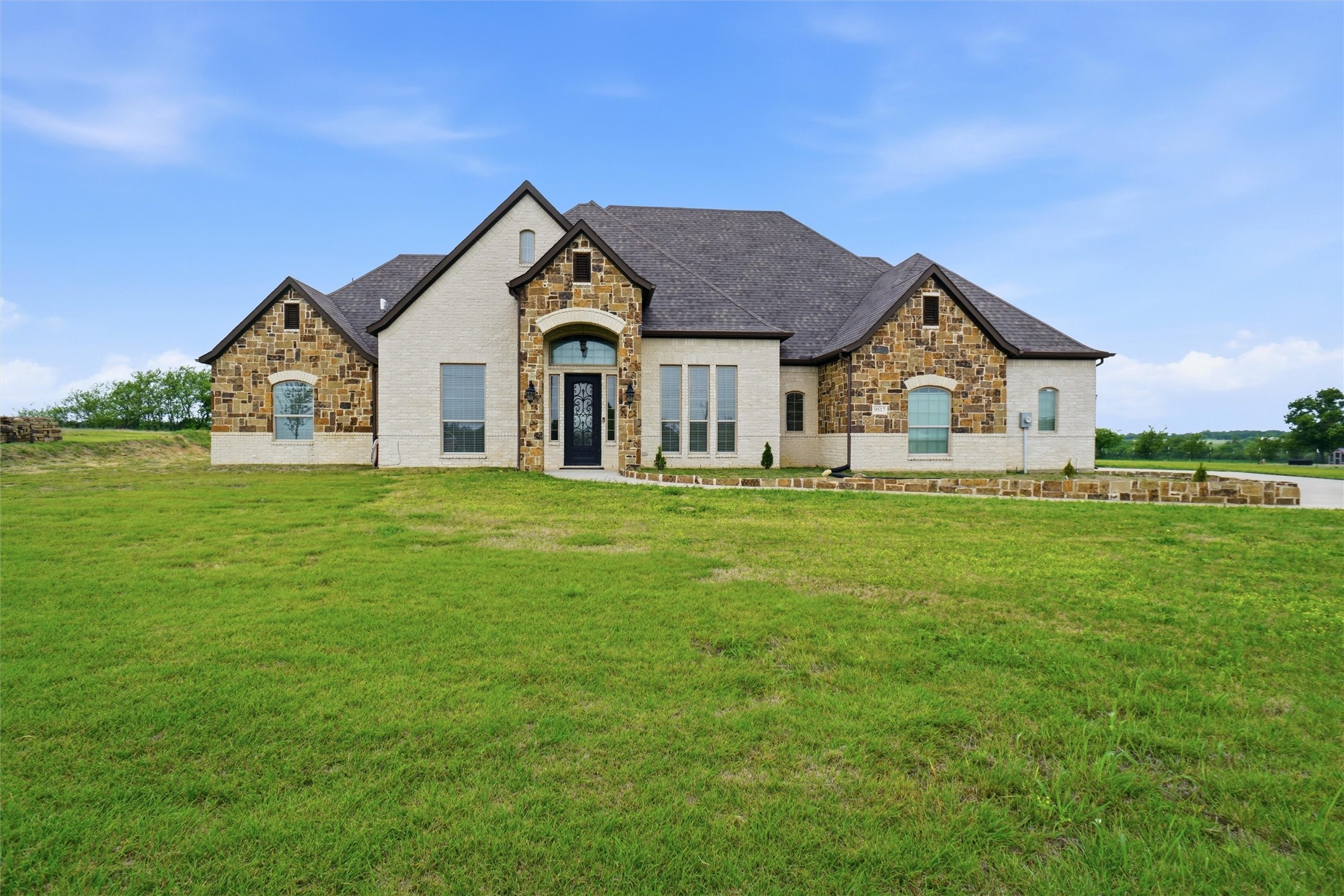 9517 Indian Trail