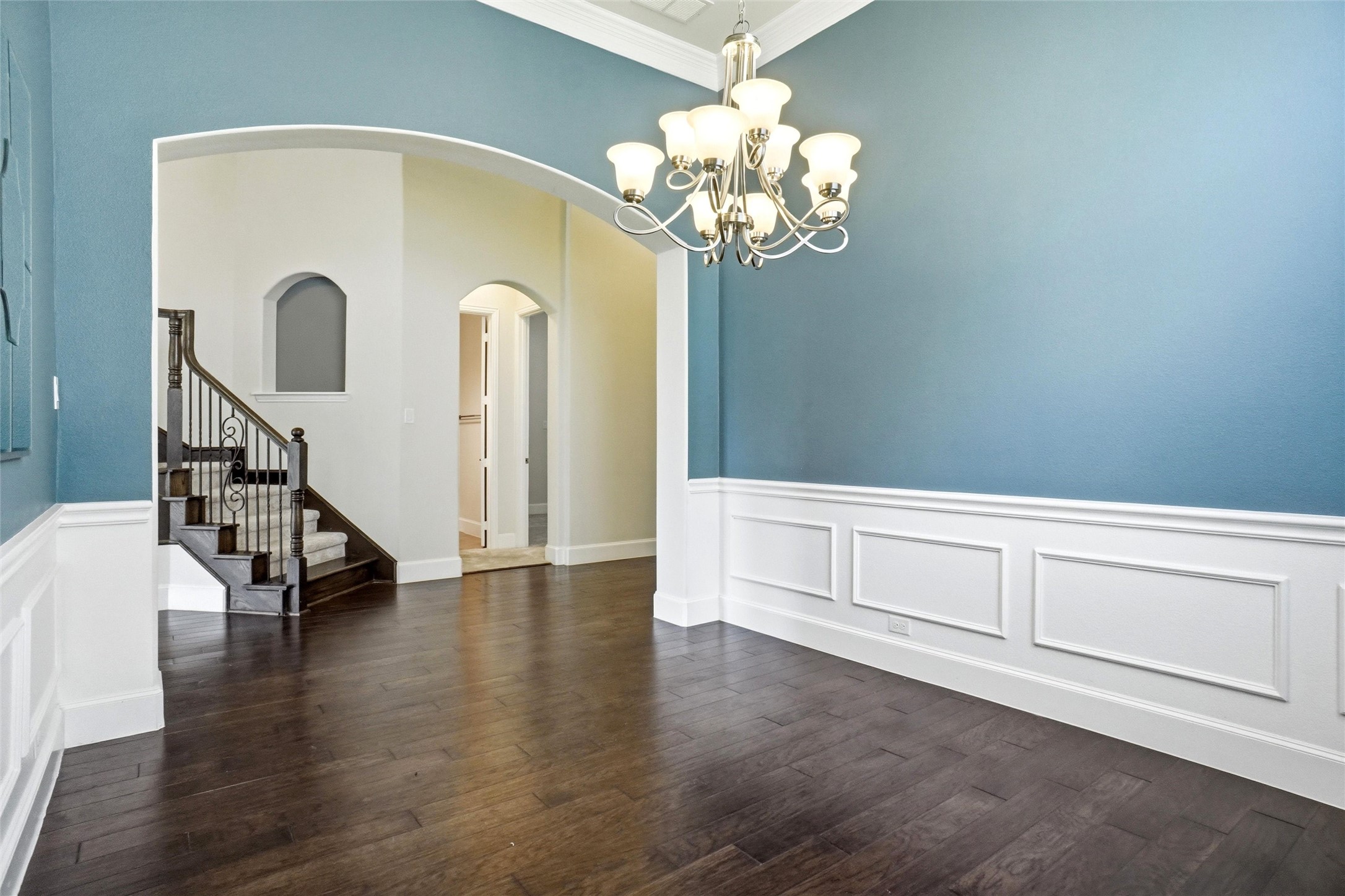 800 Orleans Drive