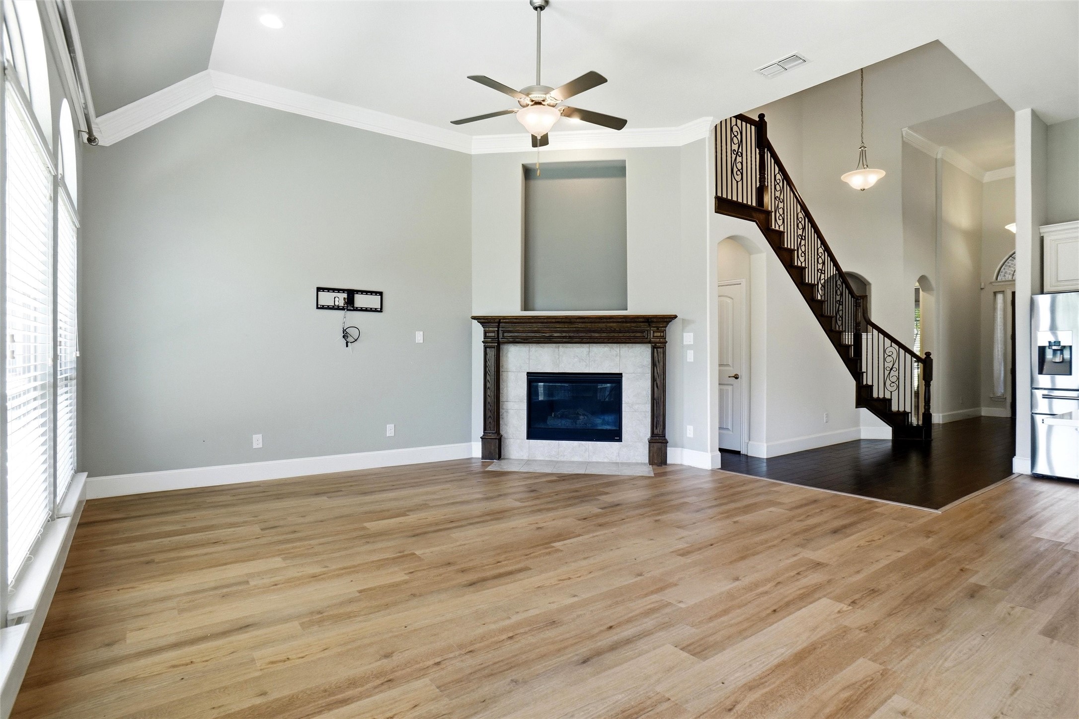 800 Orleans Drive