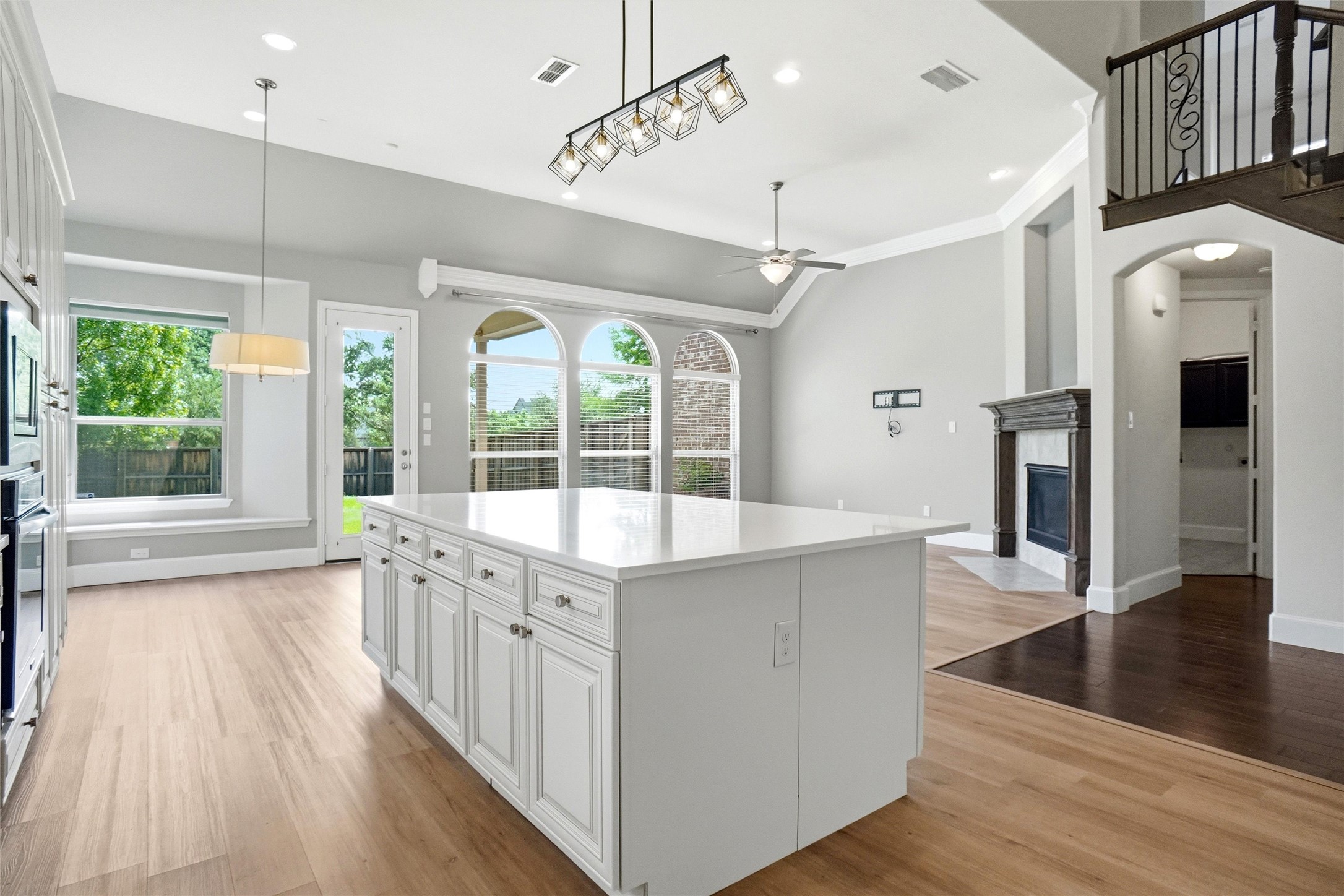 800 Orleans Drive