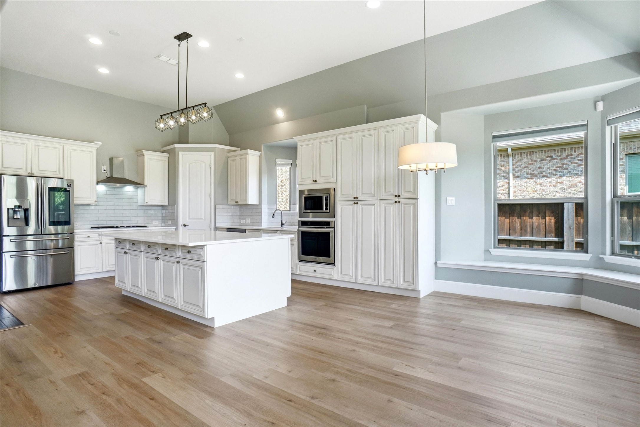 800 Orleans Drive
