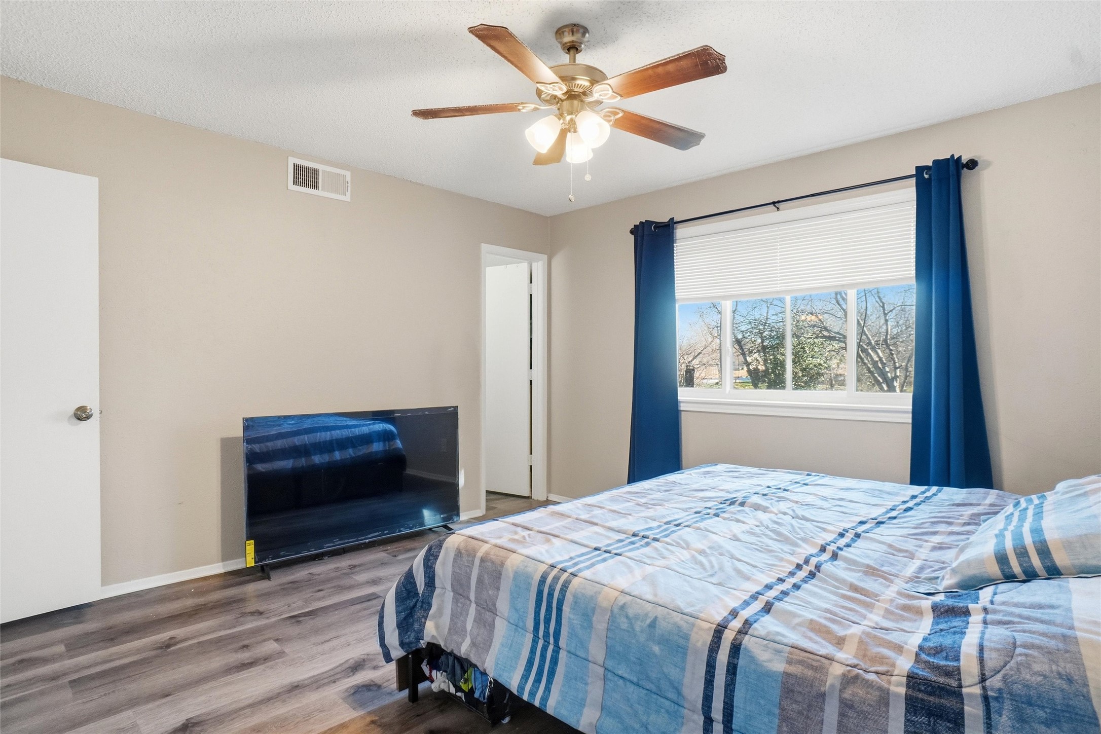 5544 Dunson Drive