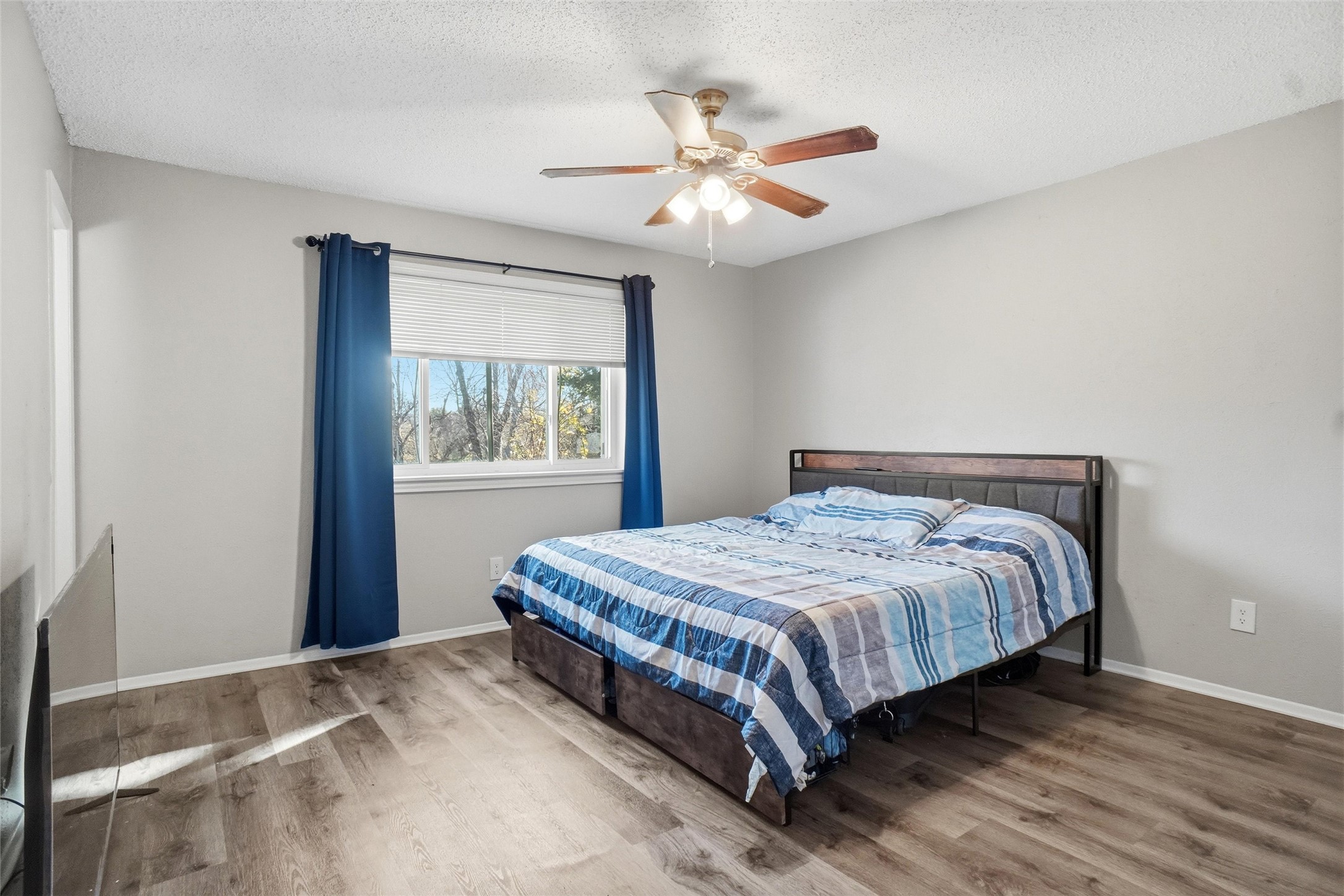 5544 Dunson Drive