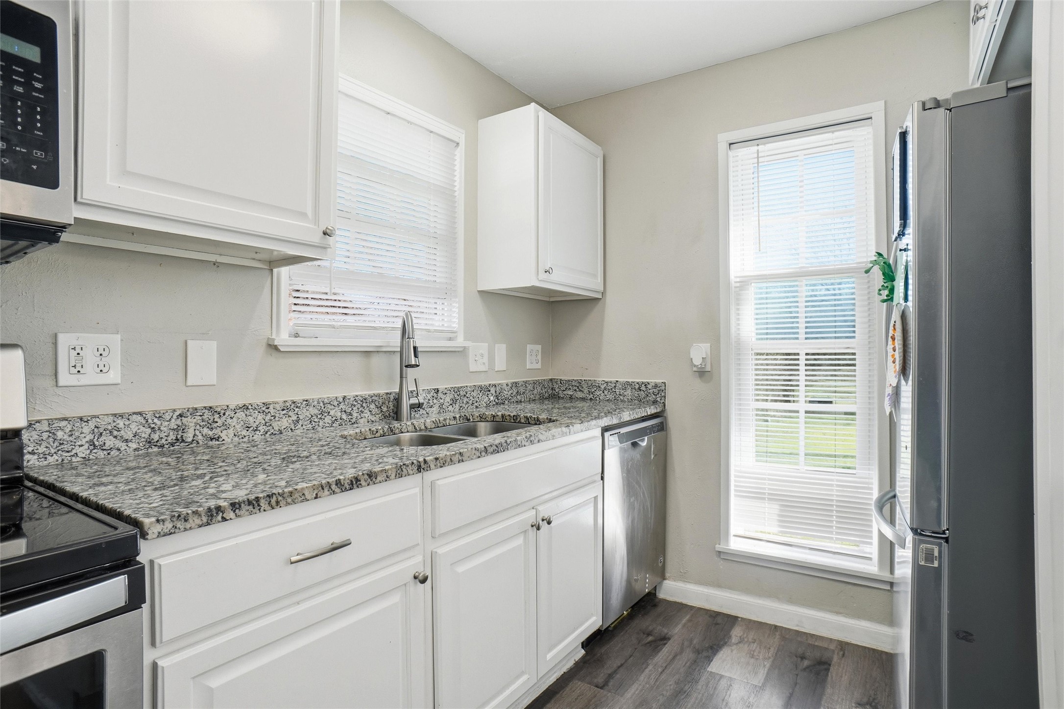 5544 Dunson Drive