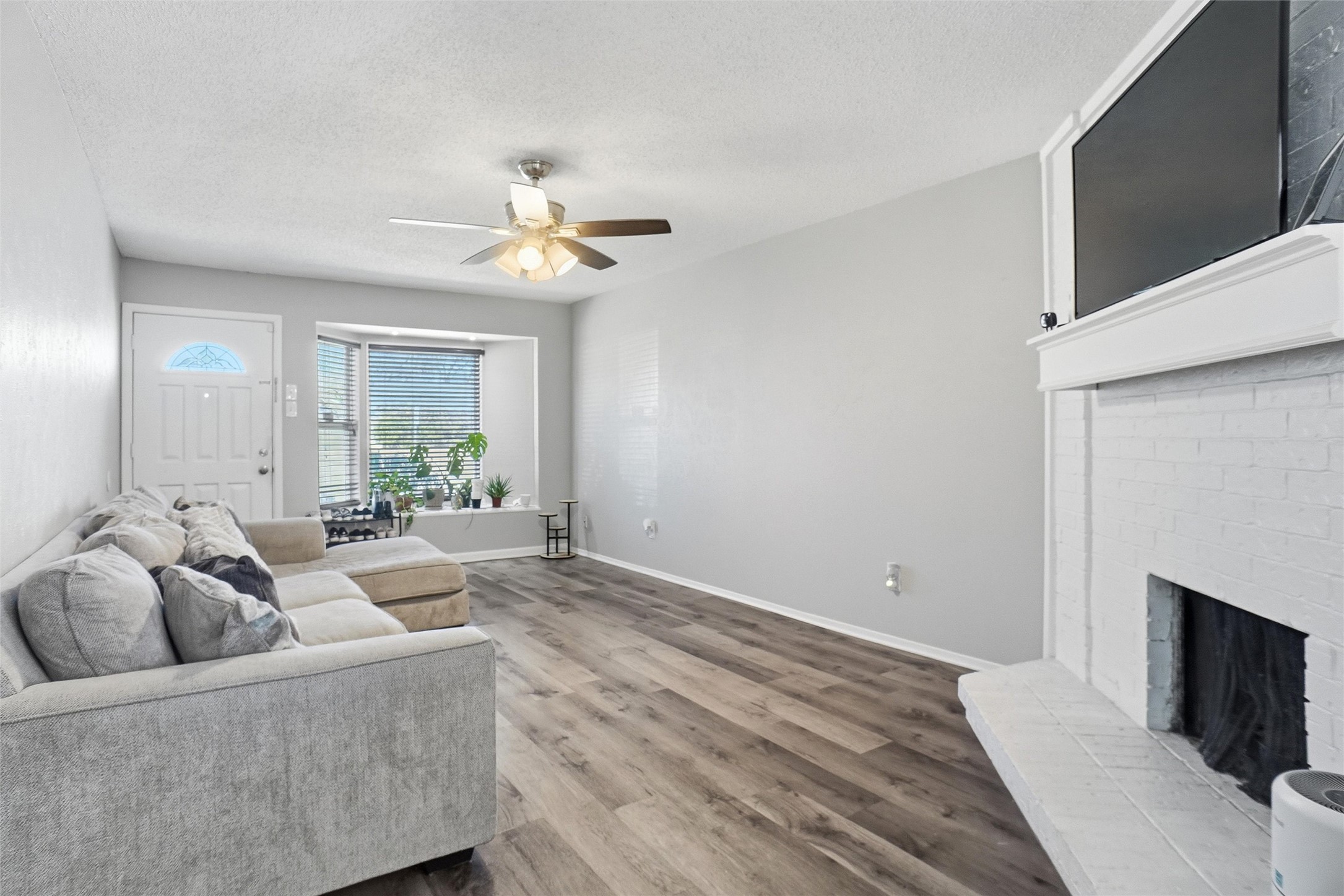 5544 Dunson Drive