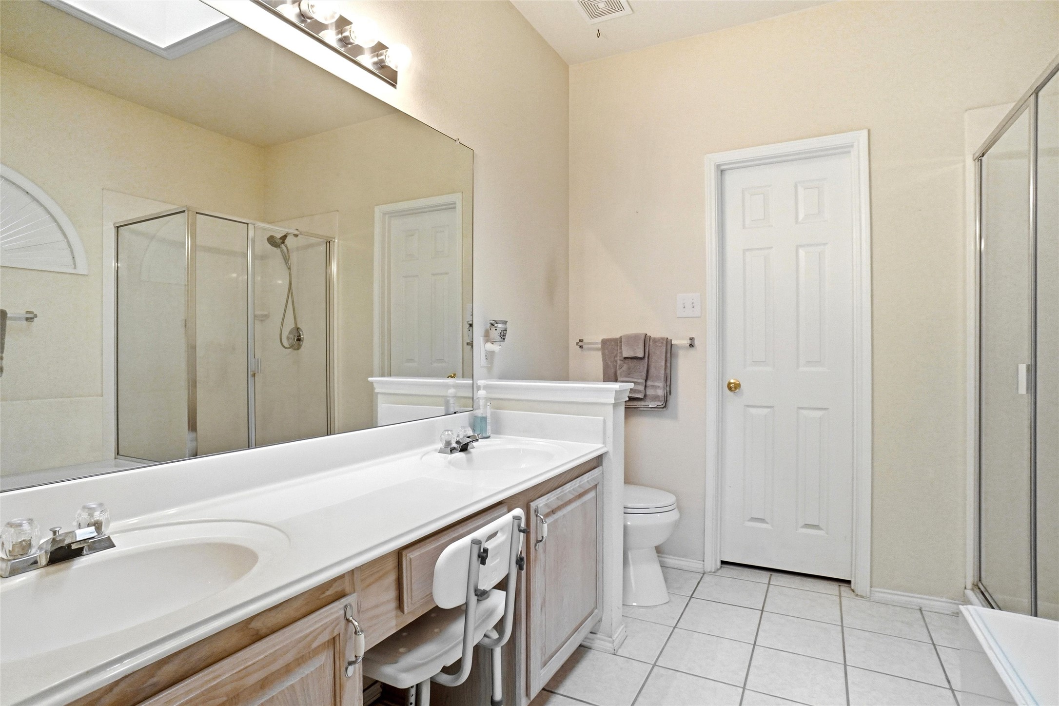 1140 Whispering Trail Circle