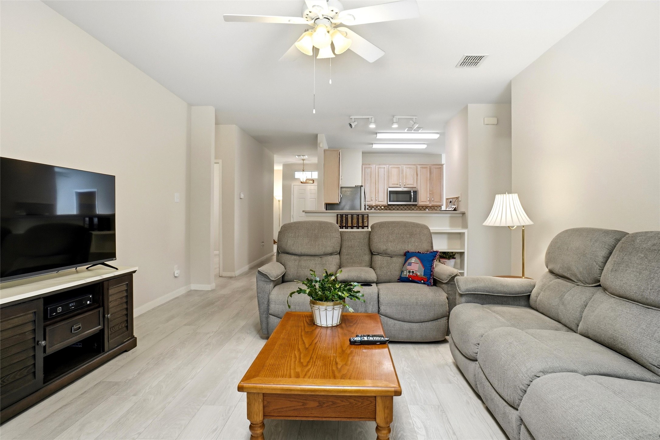 1140 Whispering Trail Circle