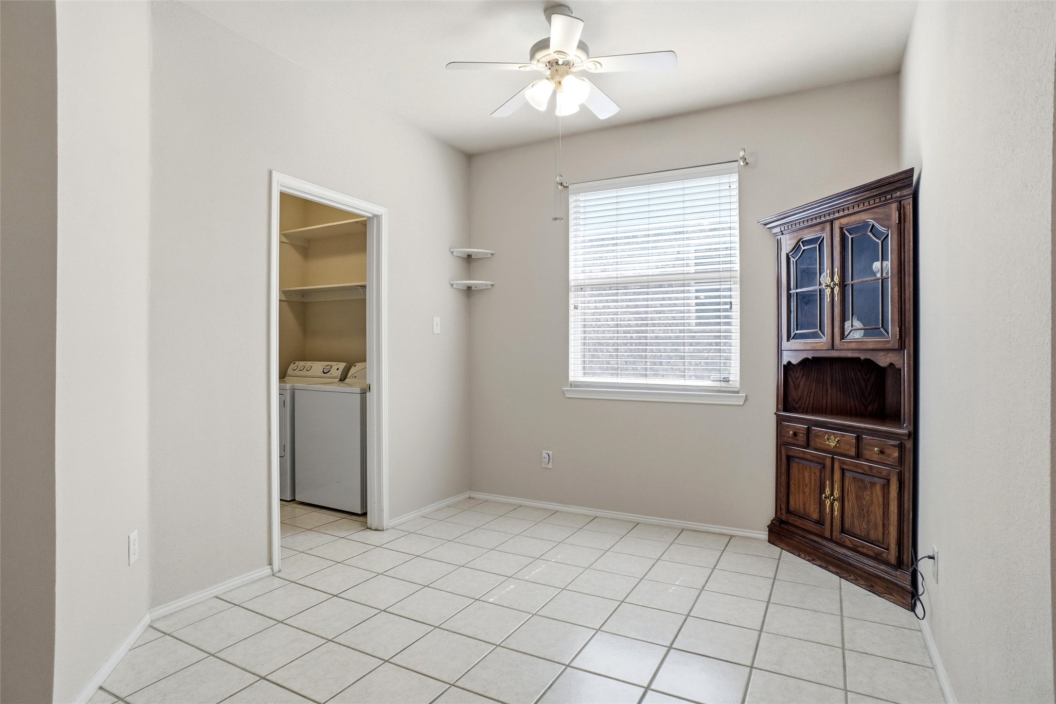 1140 Whispering Trail Circle