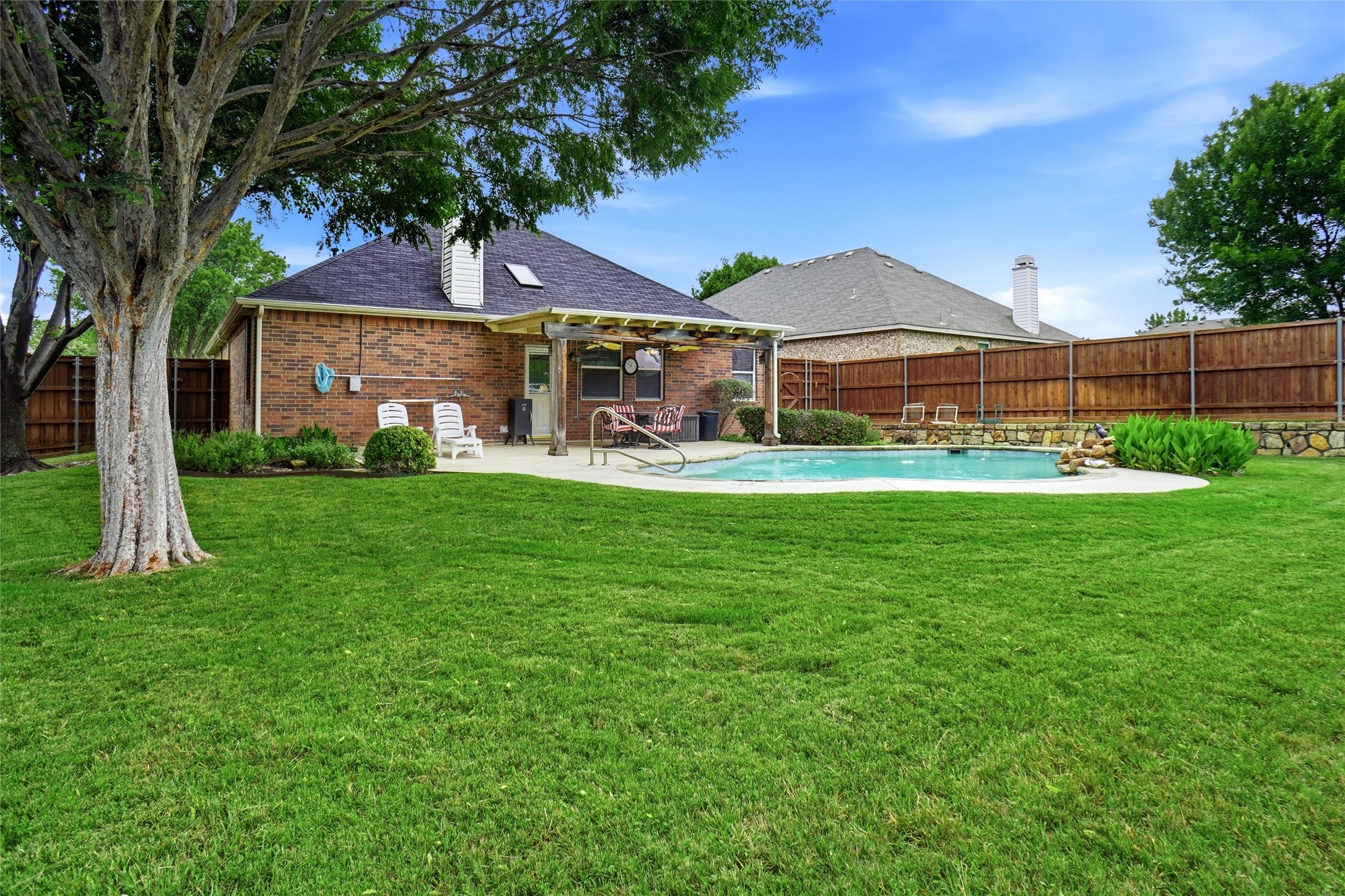 1140 Whispering Trail Circle