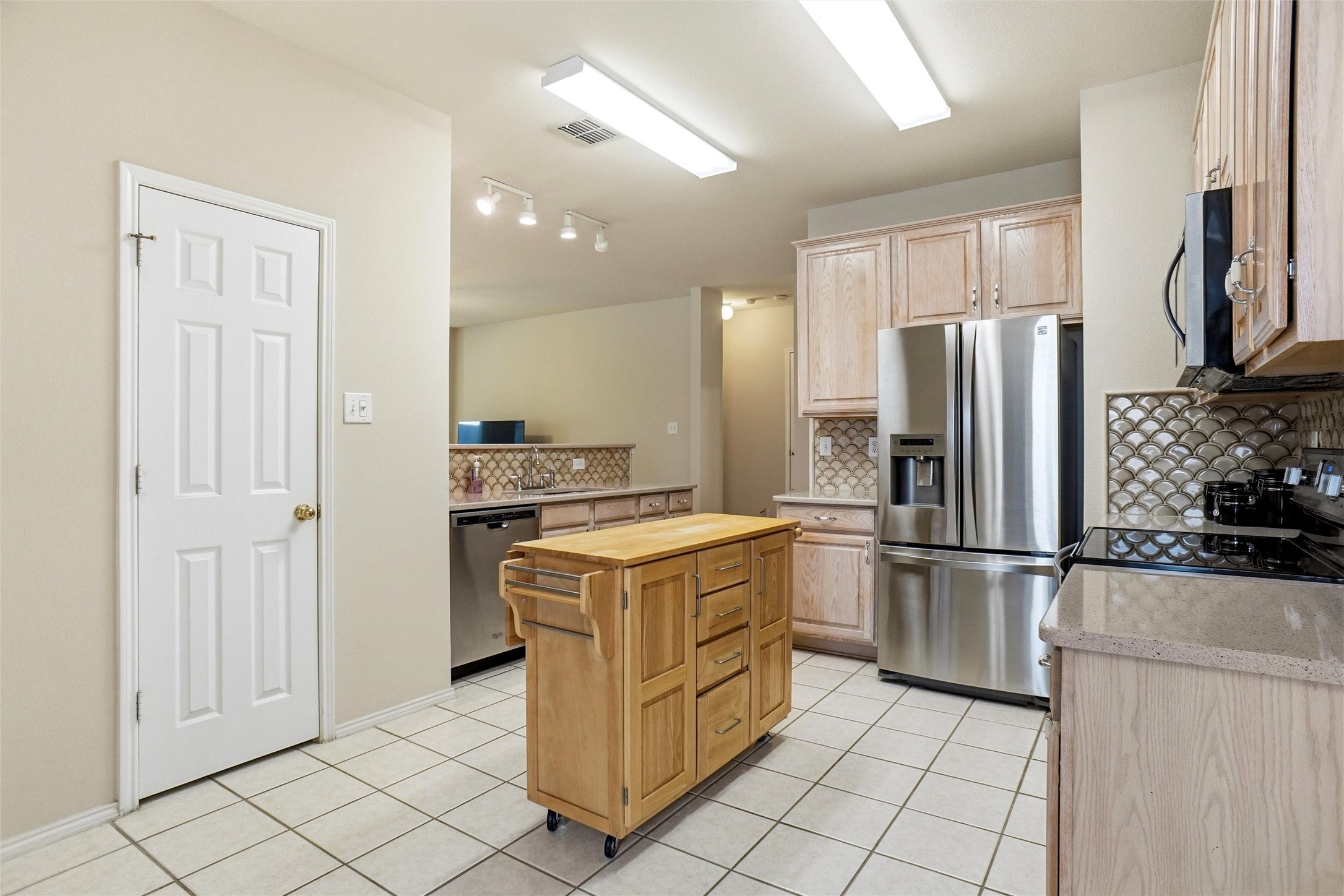 1140 Whispering Trail Circle