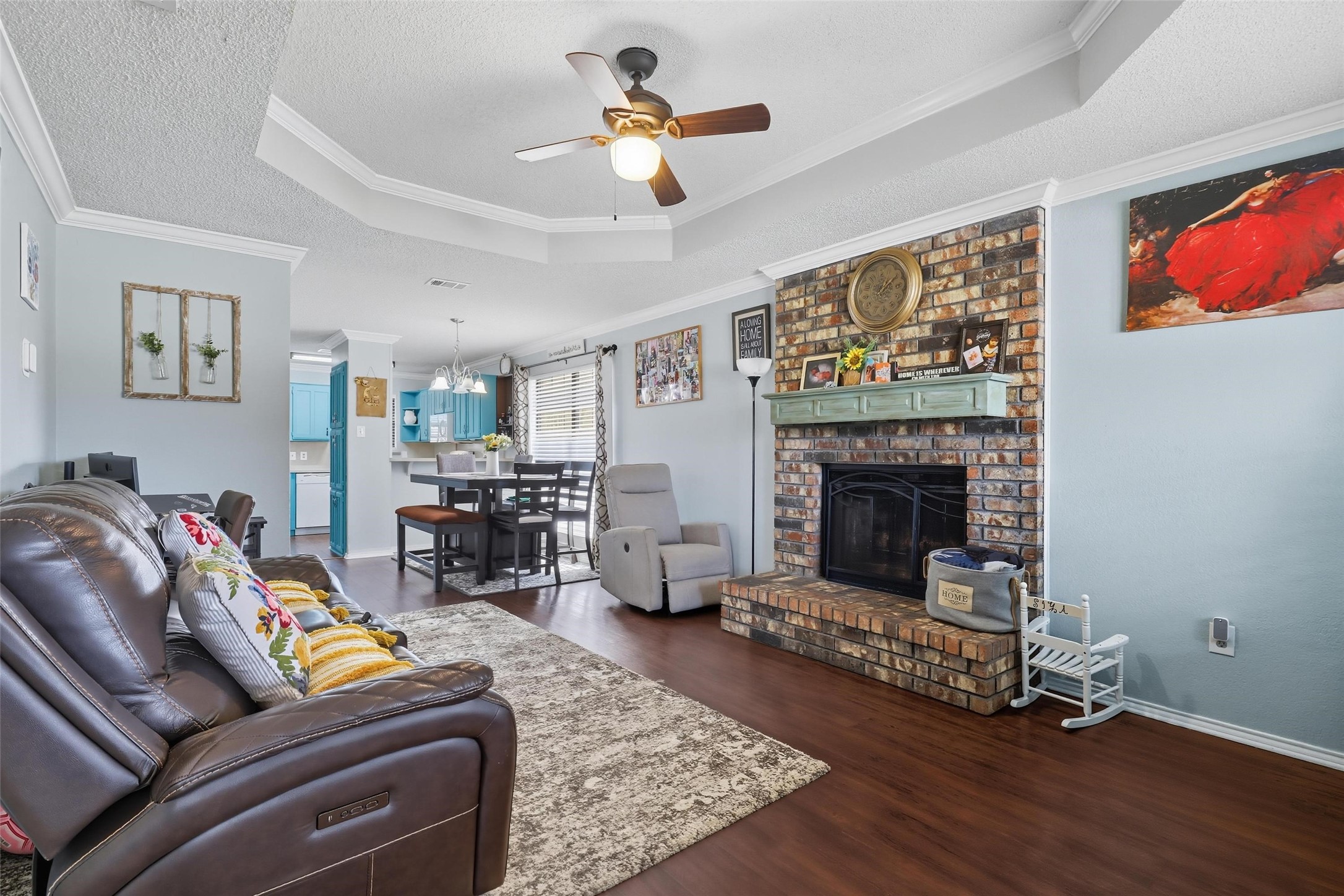 5616 Westchase Drive