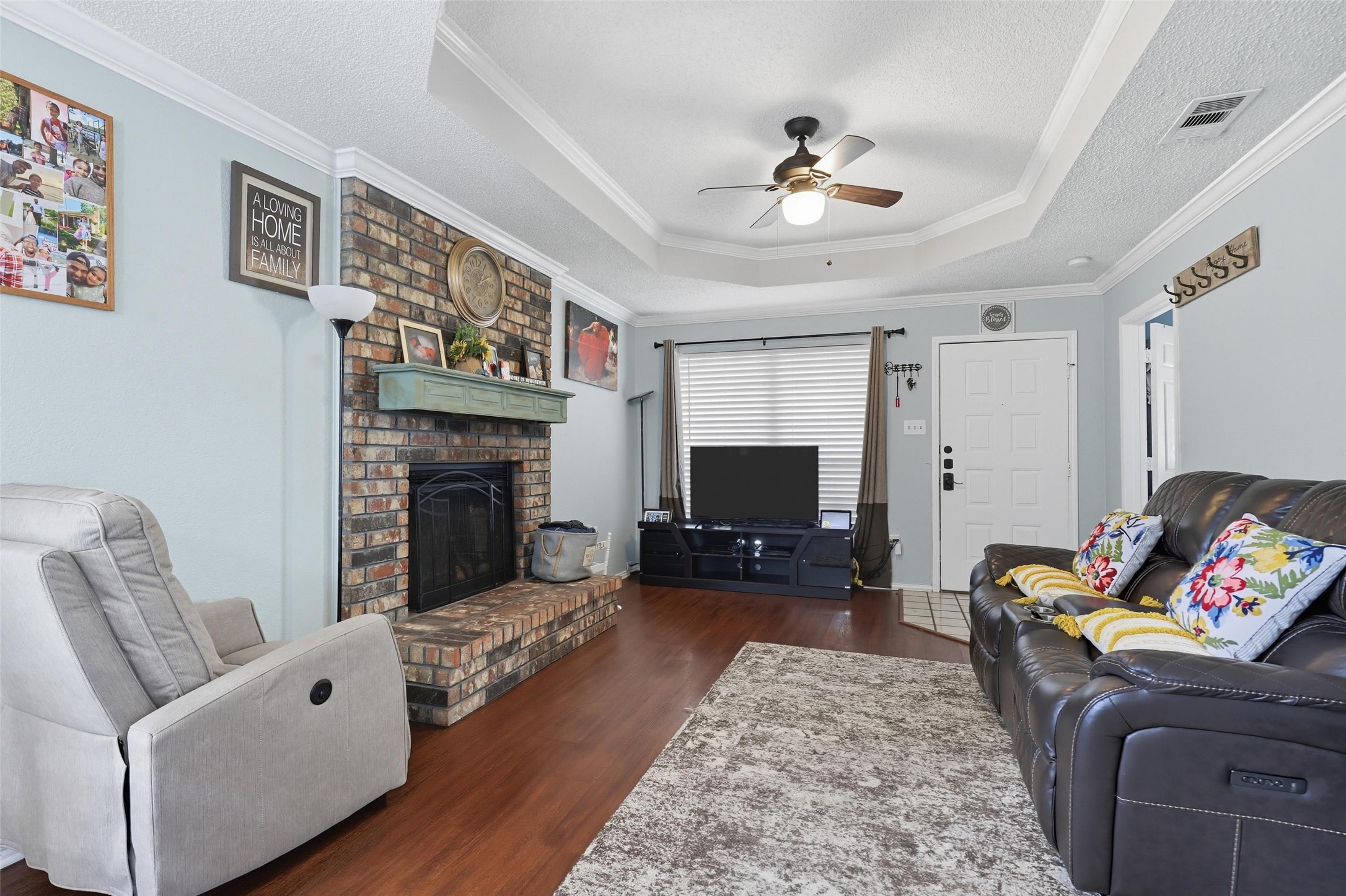 5616 Westchase Drive