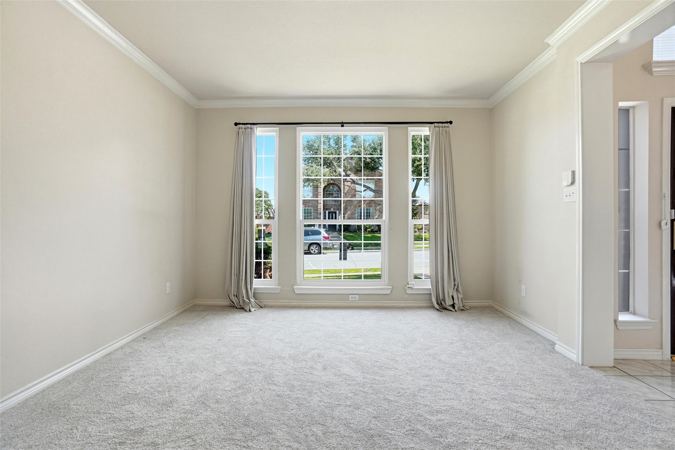1113 Hunters Creek Drive