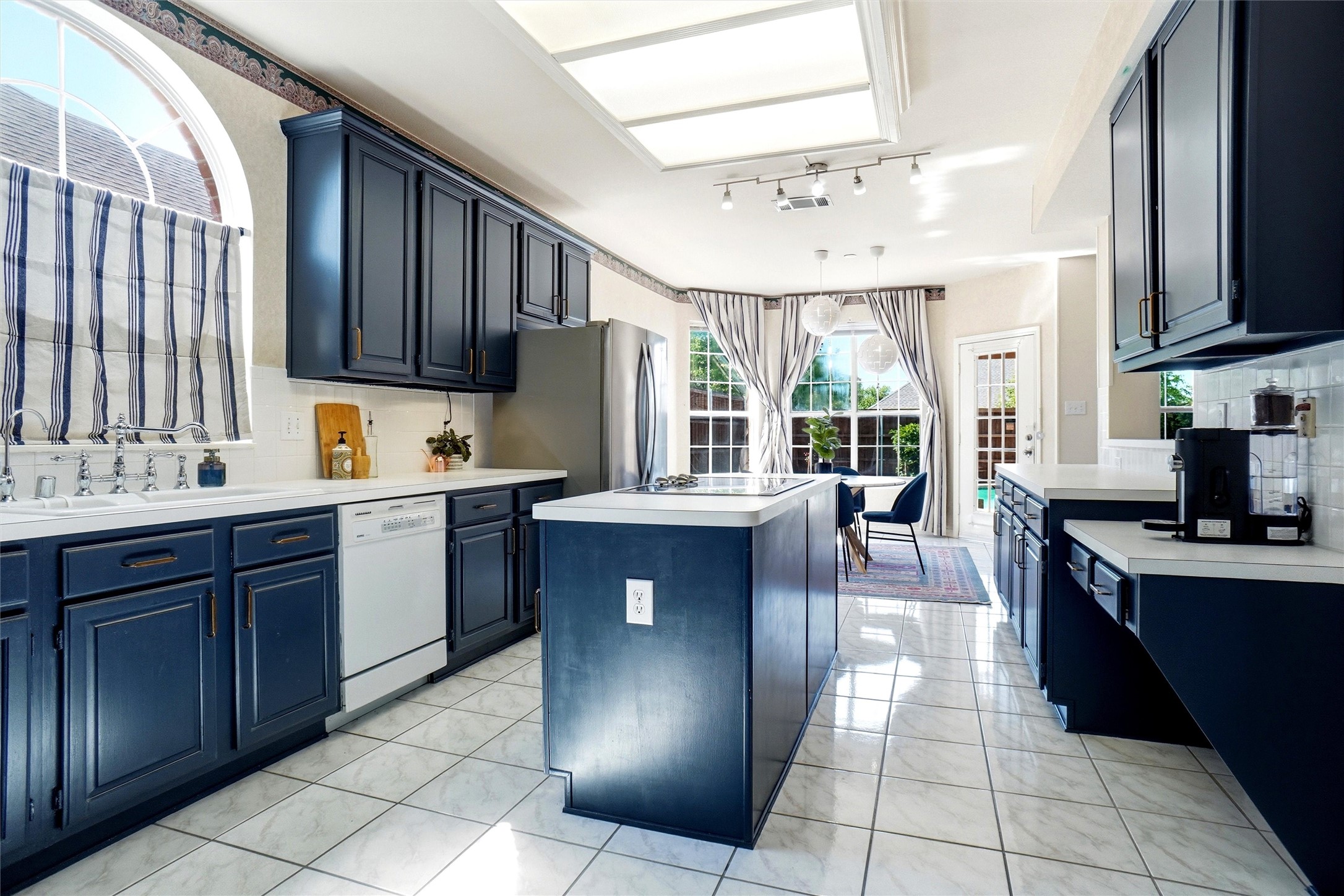 1113 Hunters Creek Drive