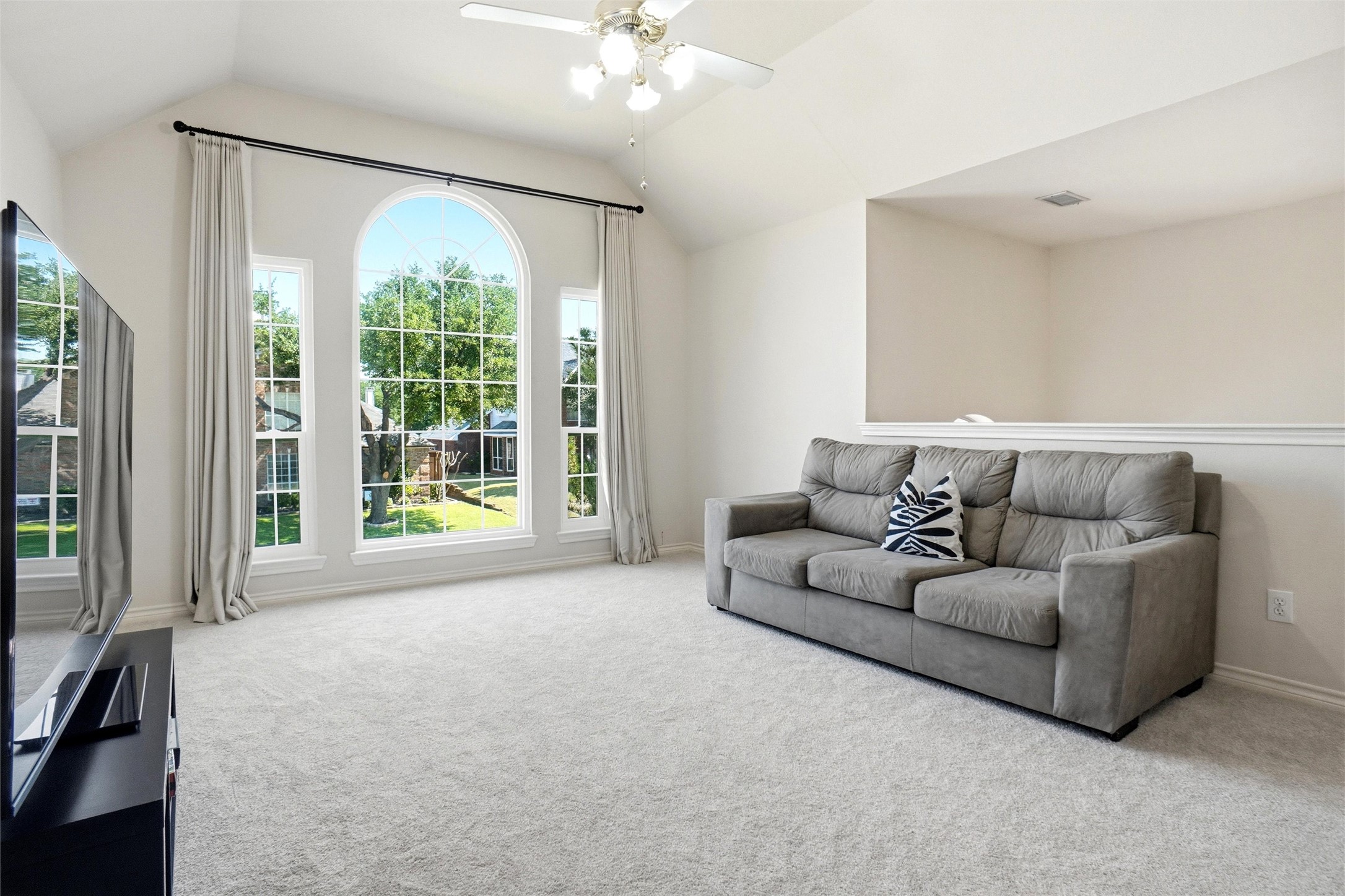 1113 Hunters Creek Drive