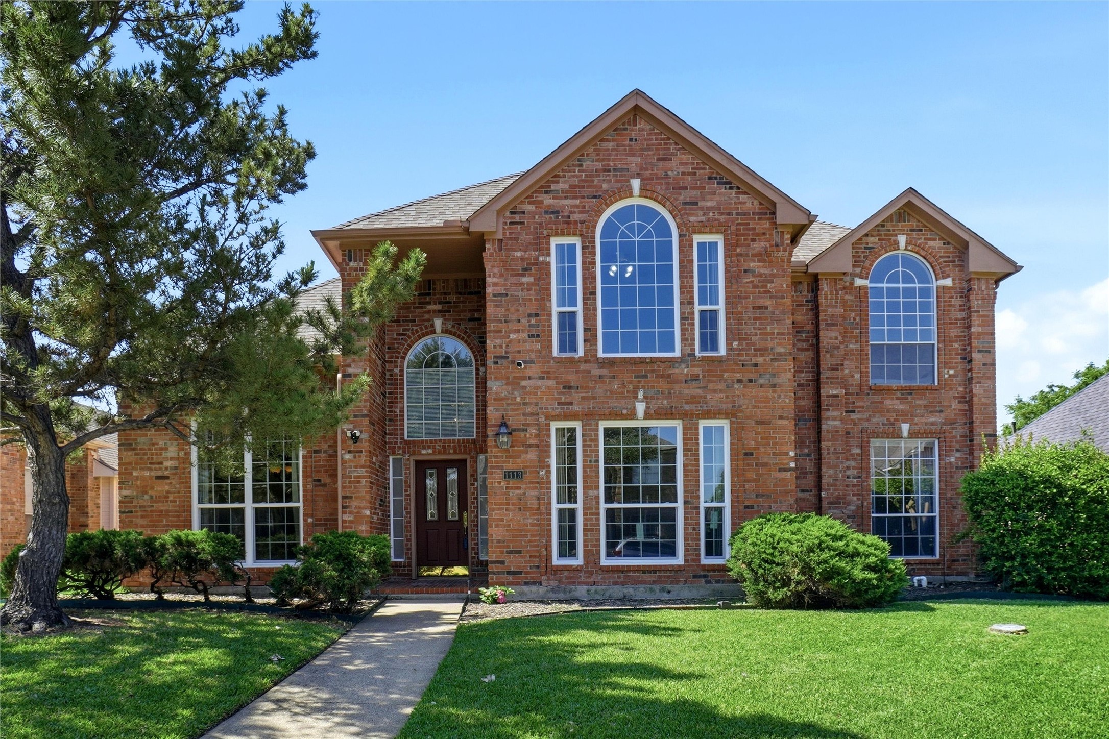 1113 Hunters Creek Drive