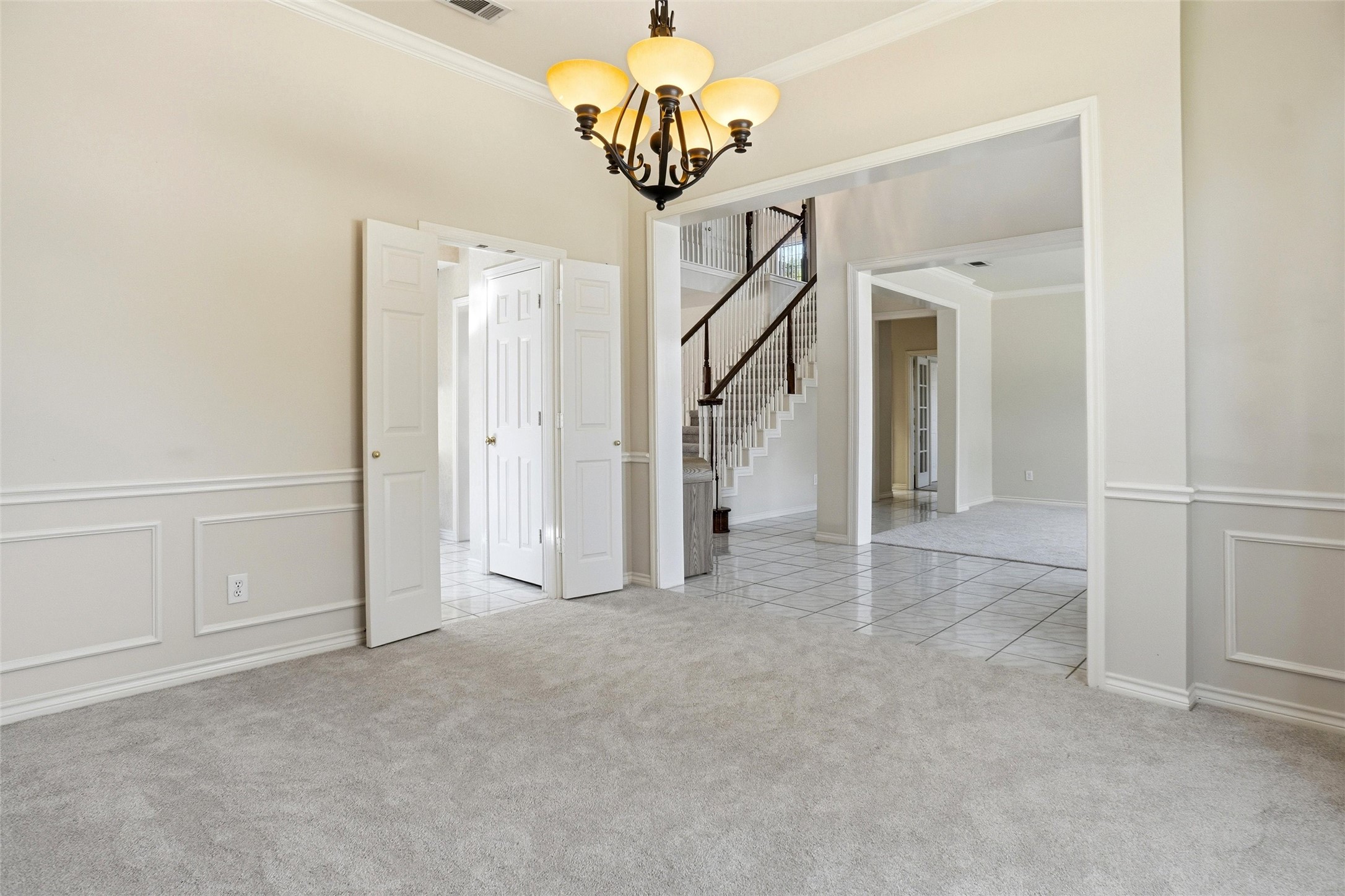 1113 Hunters Creek Drive