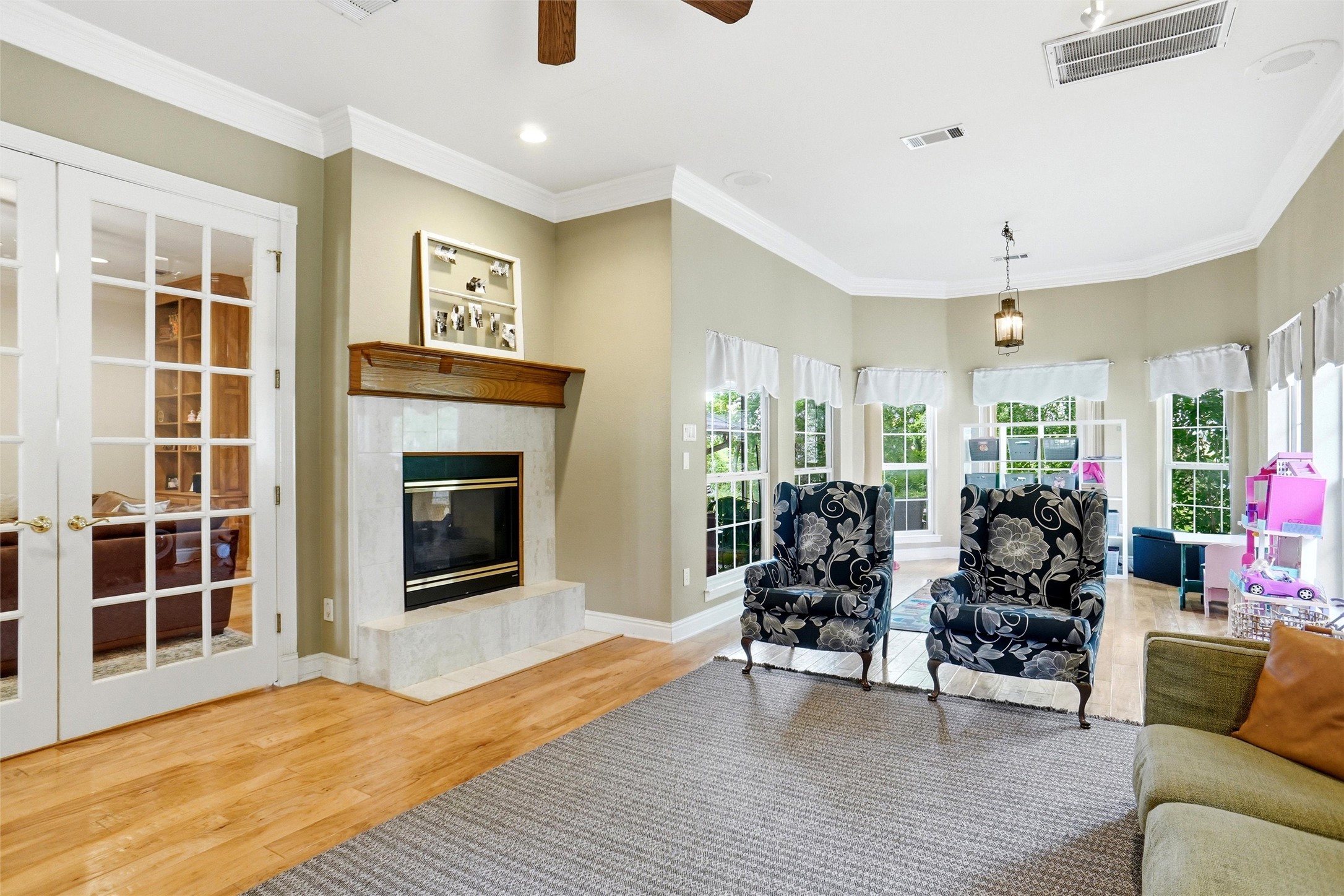 2600 Rosebud Lane