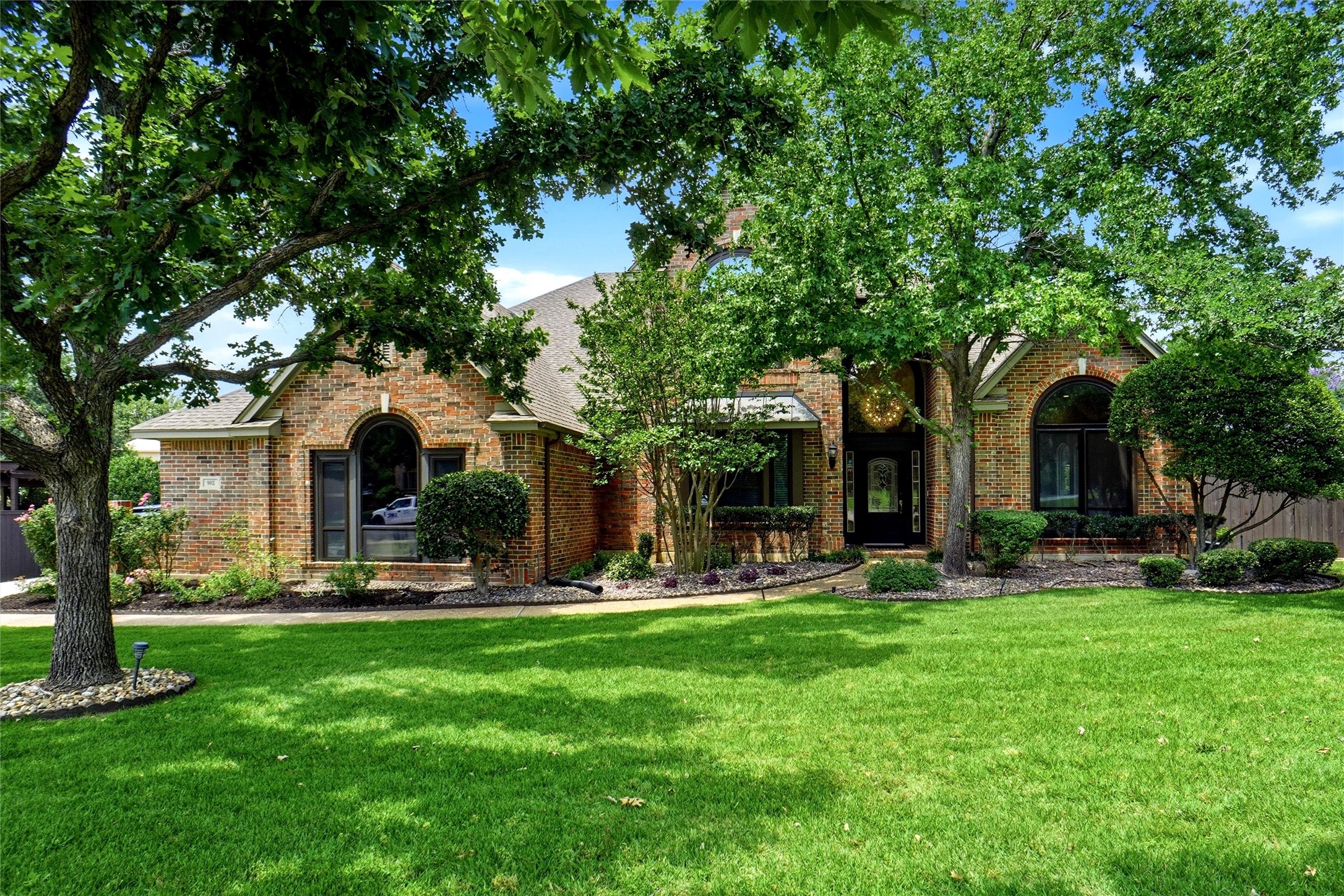 902 Dowling Court