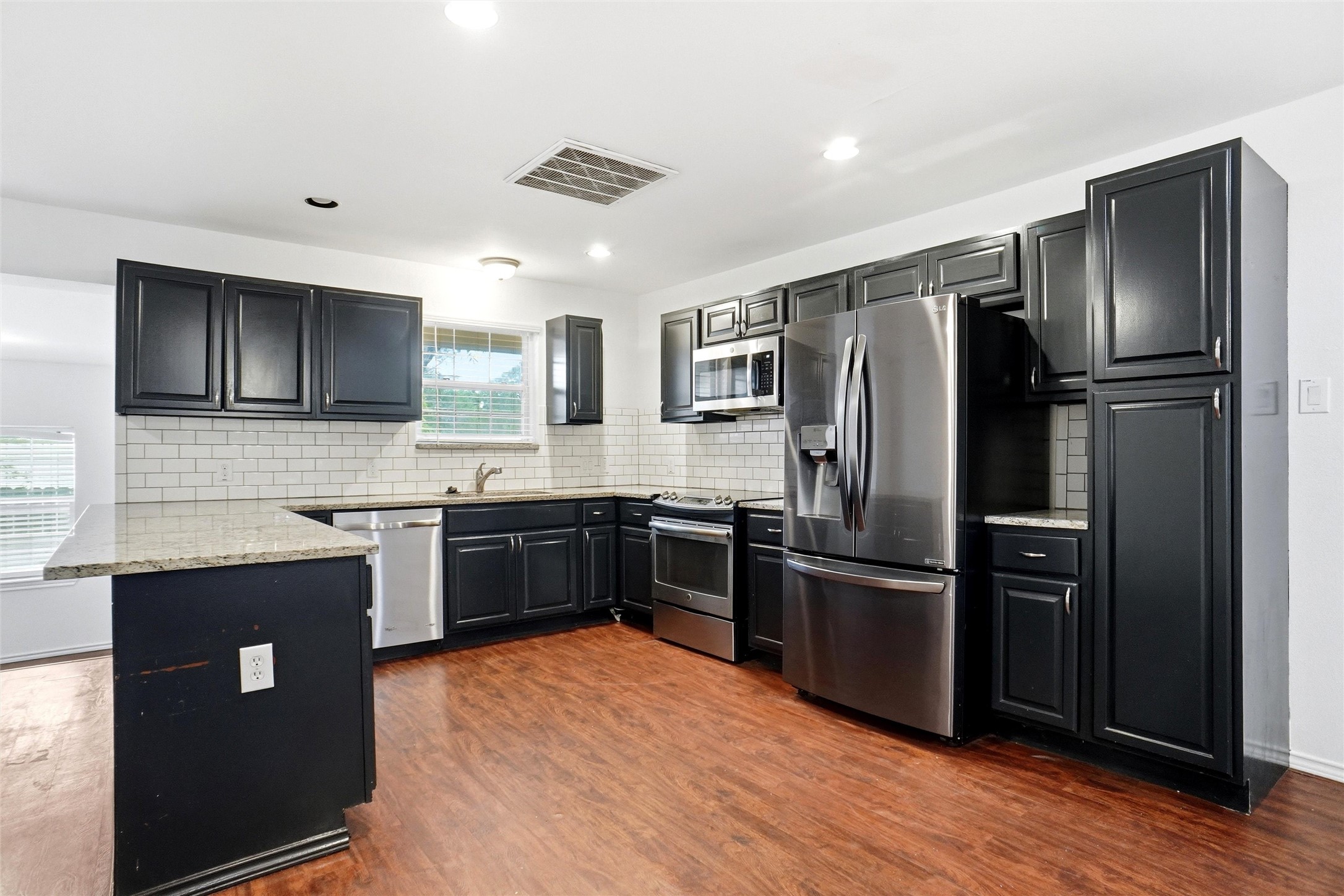 2222 Woodoak Drive