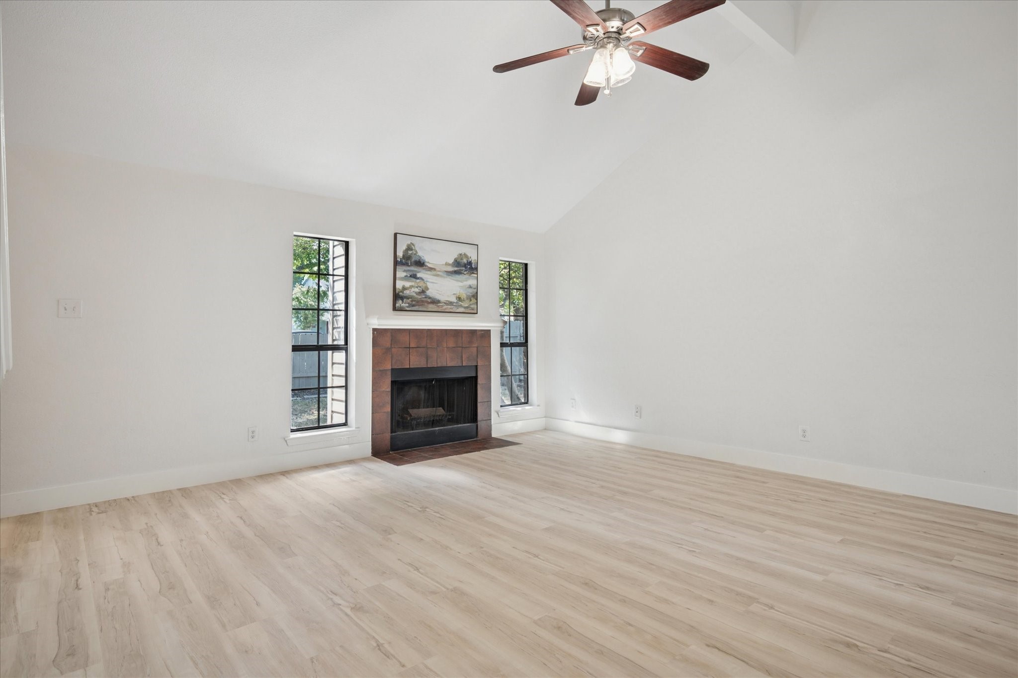 1020 W Hills Terrace