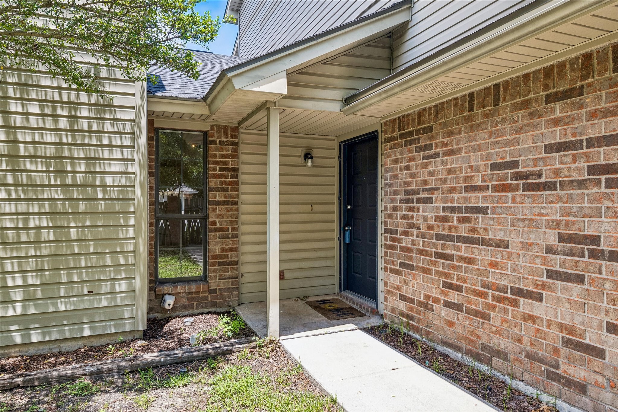 1020 W Hills Terrace