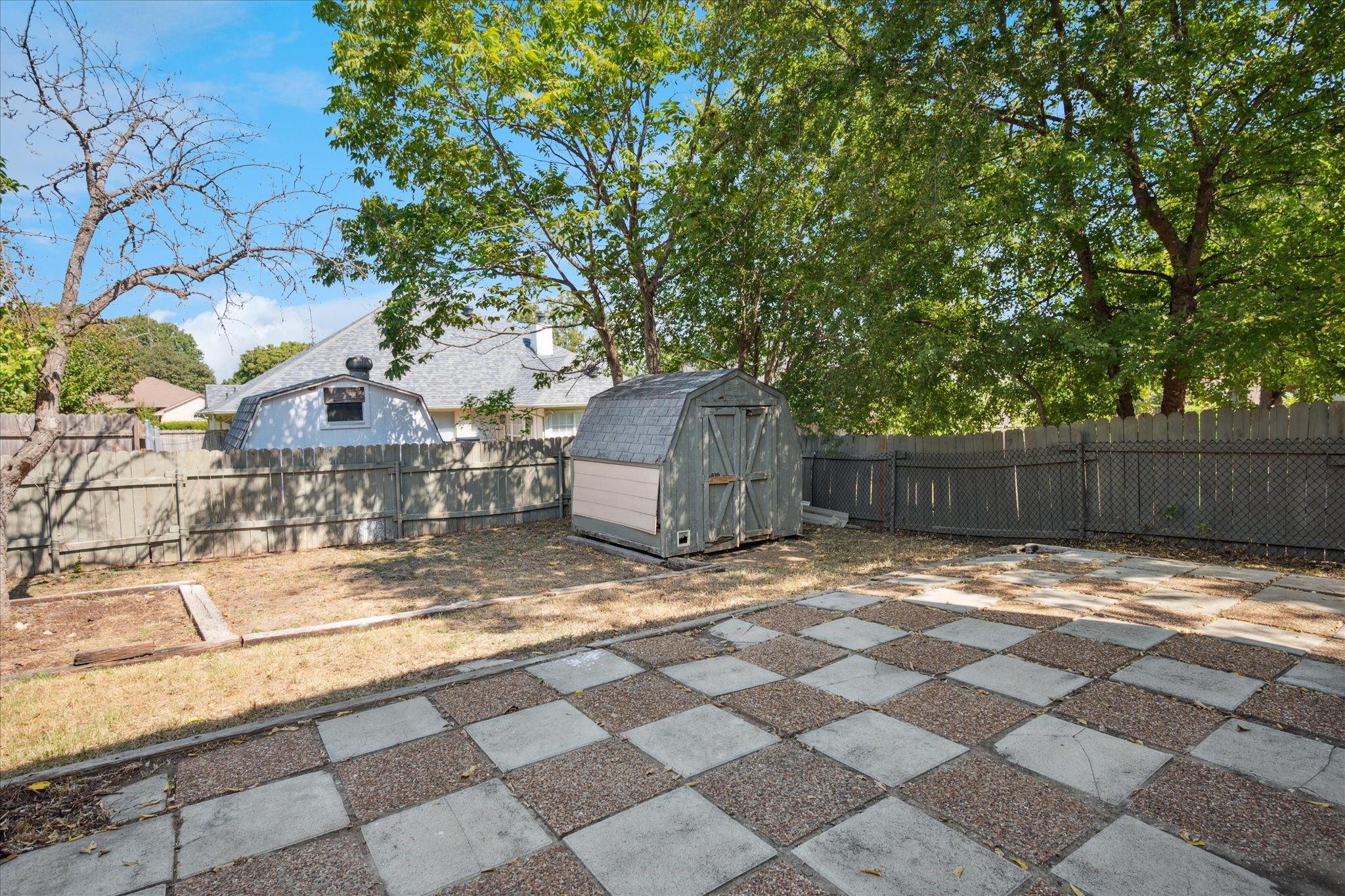 1020 W Hills Terrace