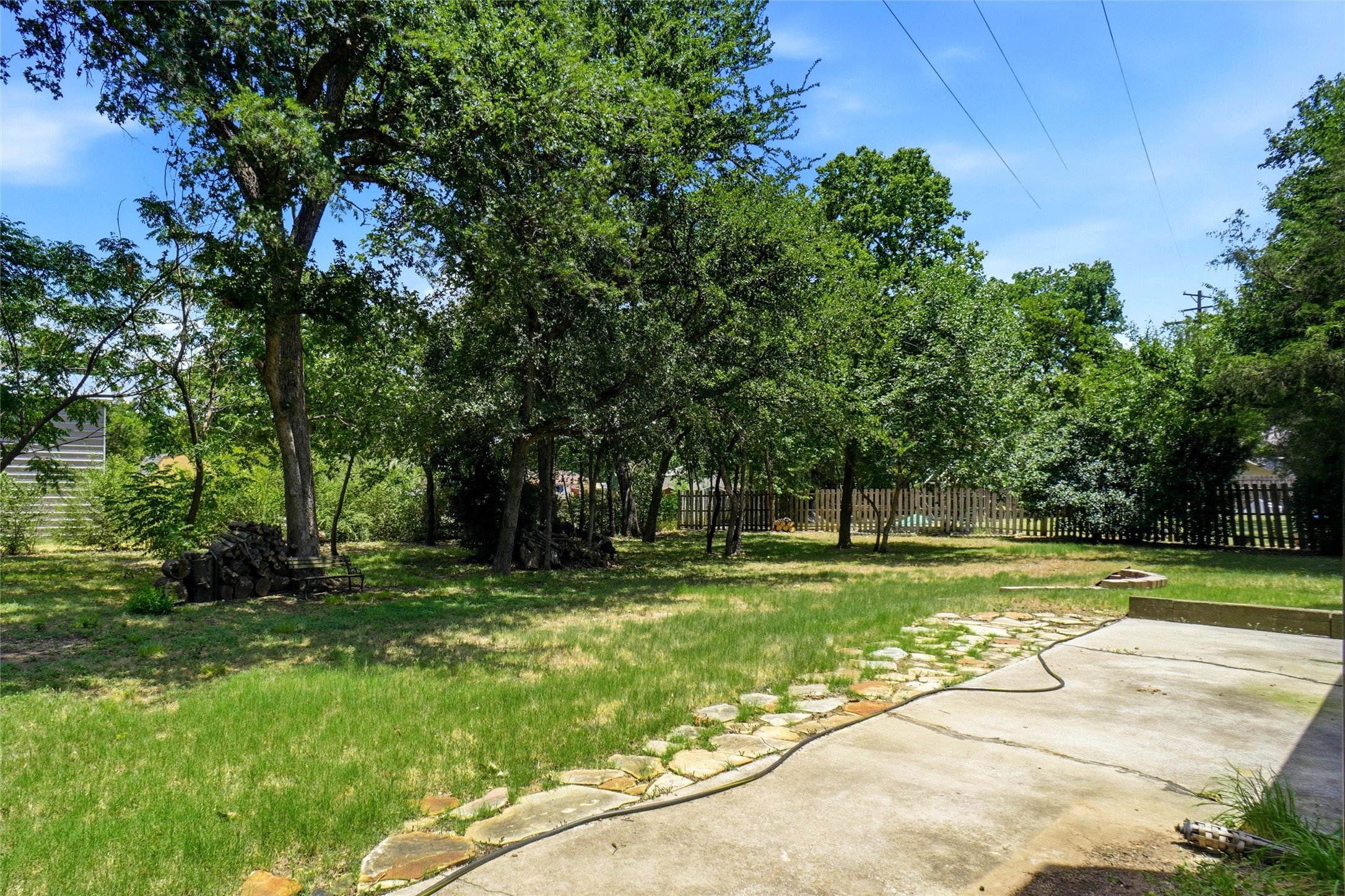 35 Hickory Hills Boulevard