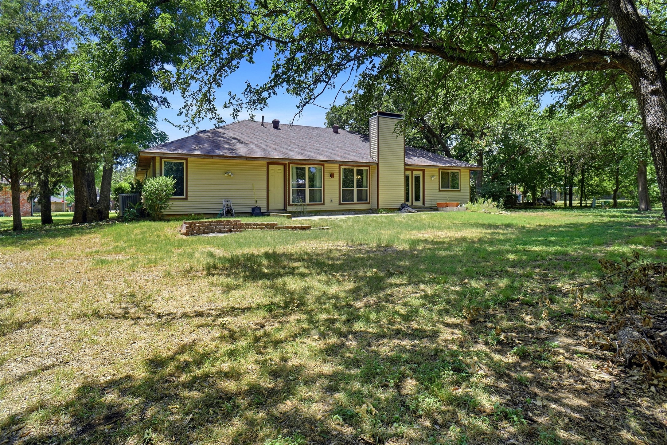 35 Hickory Hills Boulevard