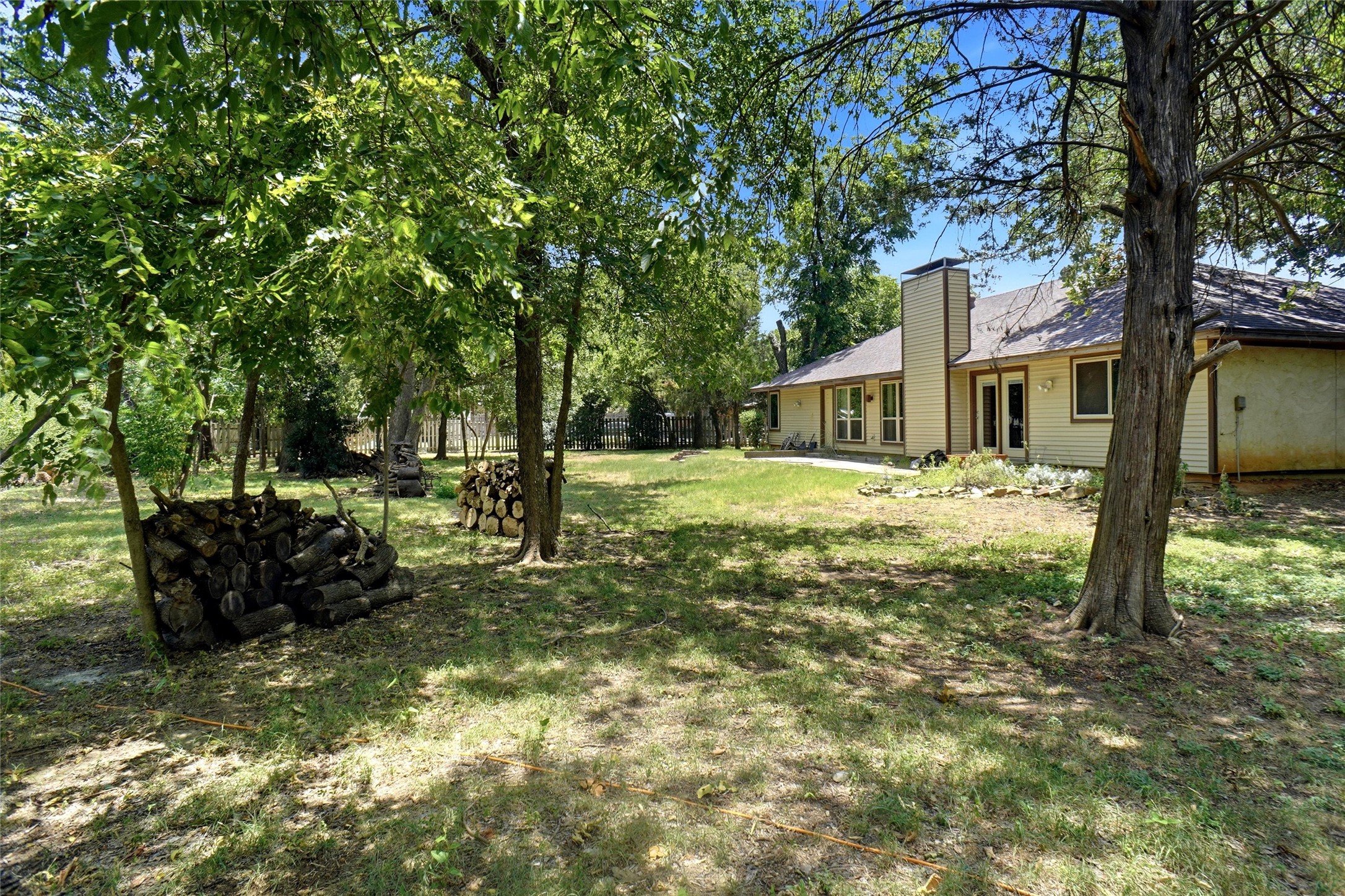 35 Hickory Hills Boulevard