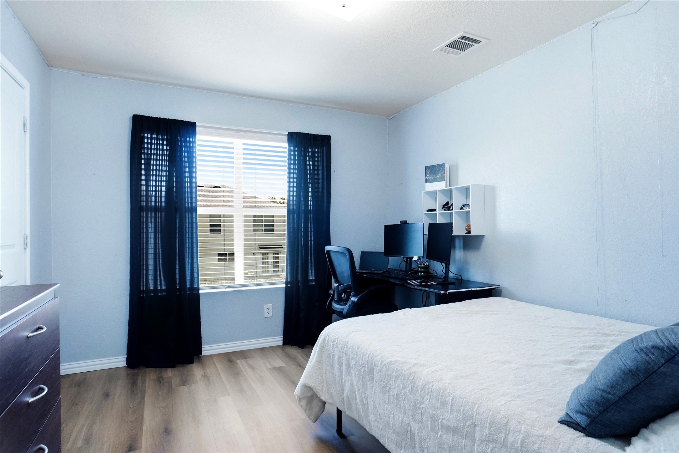8644 Hawkview Drive