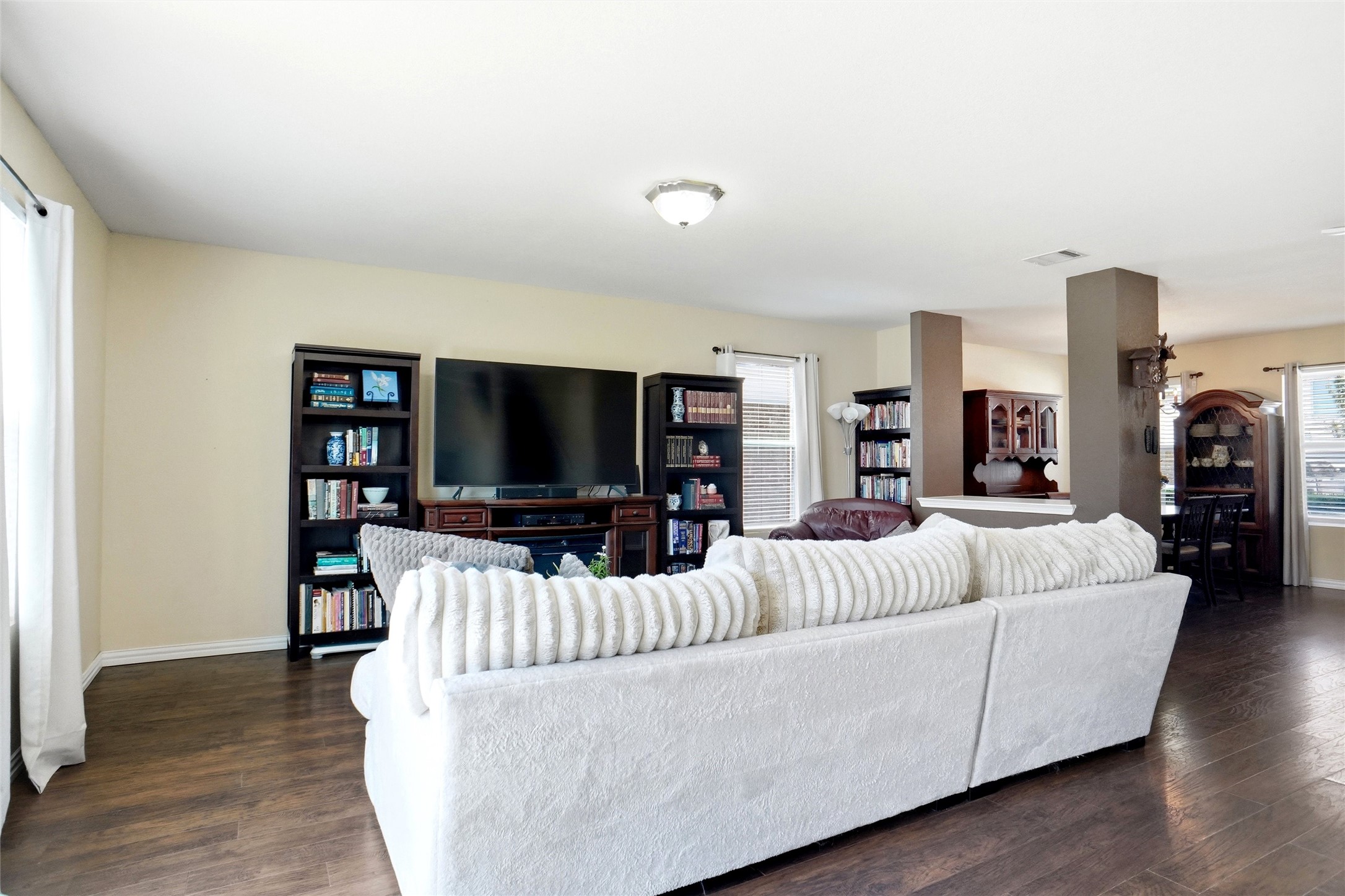 8644 Hawkview Drive