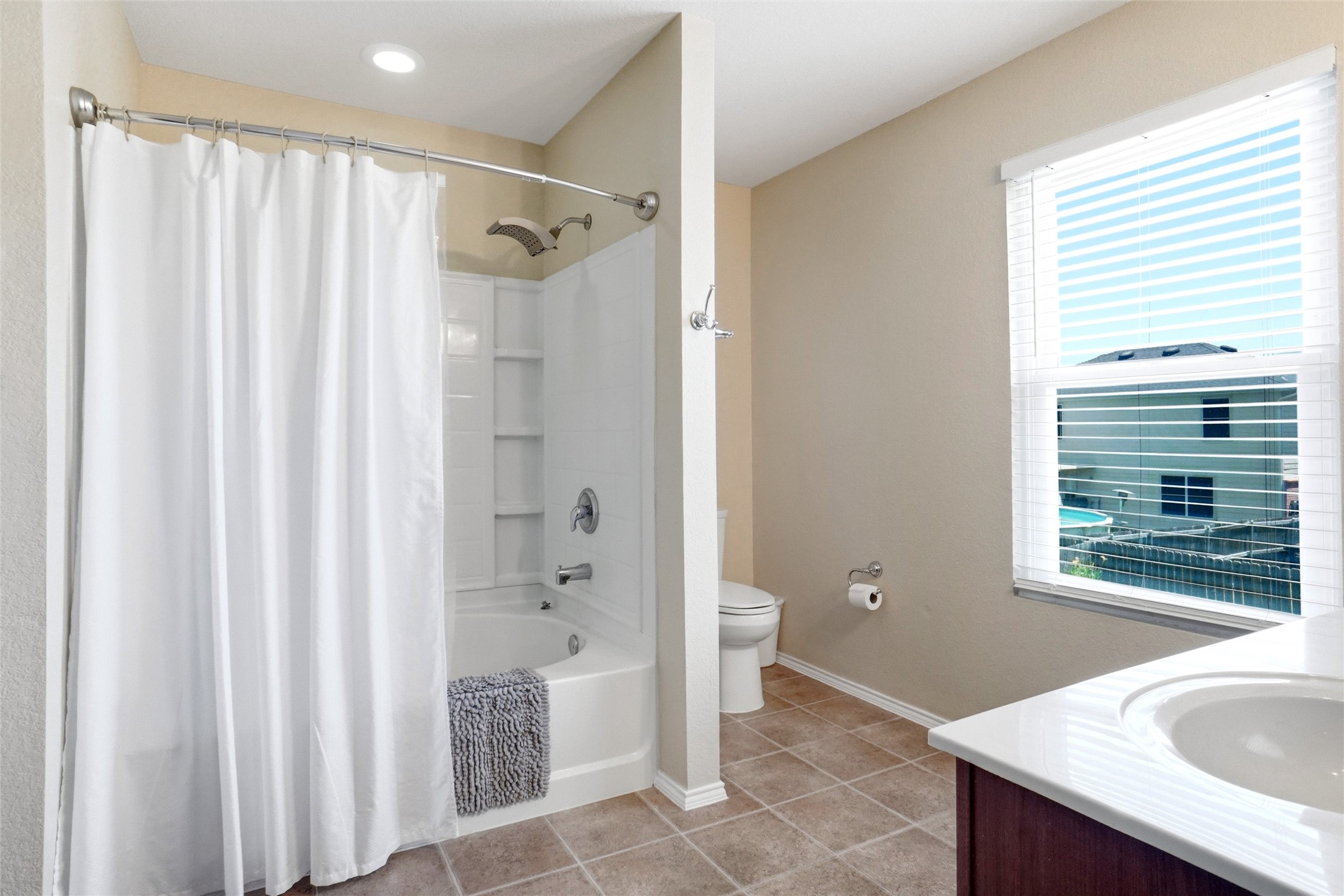 8644 Hawkview Drive